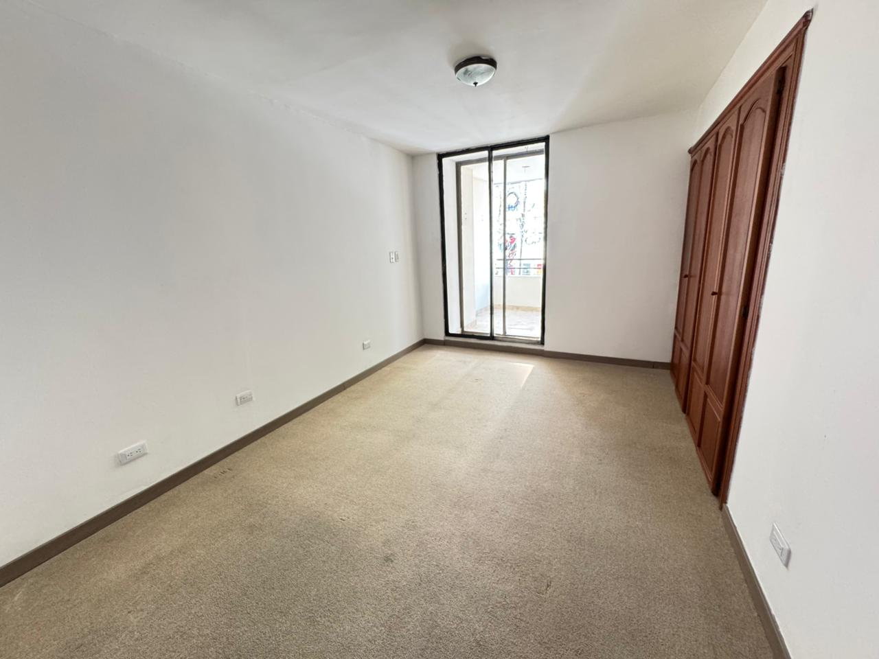 SE VENDE APTO  18..jpg