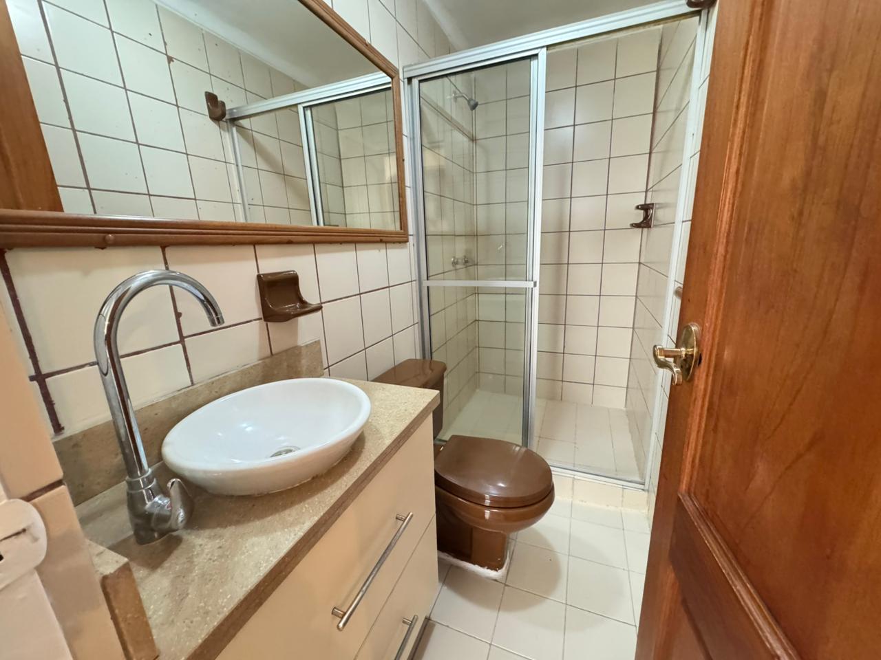 SE VENDE APTO  27..jpg