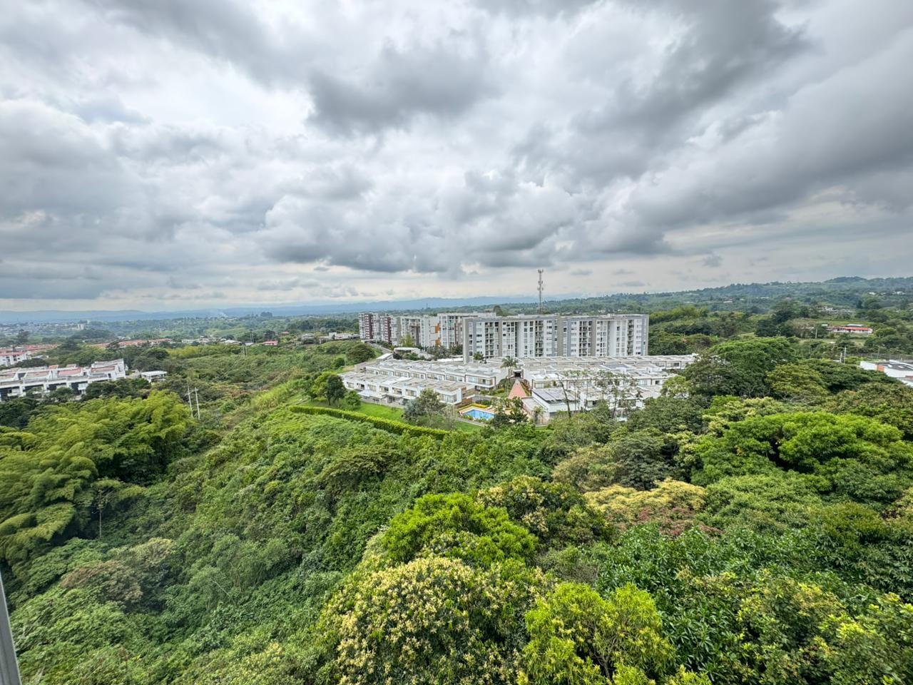 SE VENDE APTO EN AV. 19 NORTE  3..jpeg