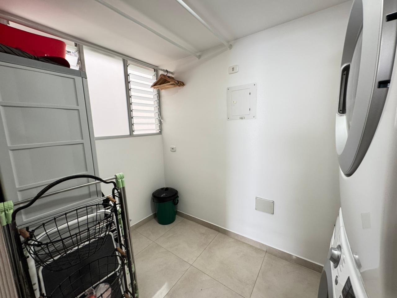 SE VENDE APTO EN AV. 19 NORTE  12..jpeg