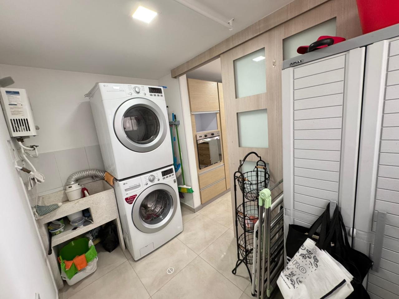 SE VENDE APTO EN AV. 19 NORTE  10..jpeg