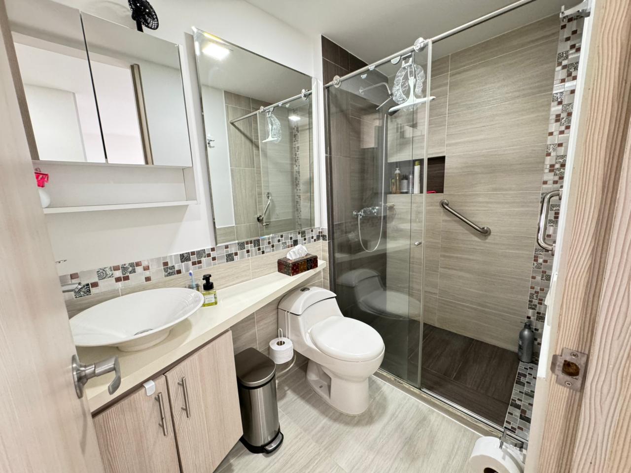 SE VENDE APTO EN AV. 19 NORTE  20..jpeg