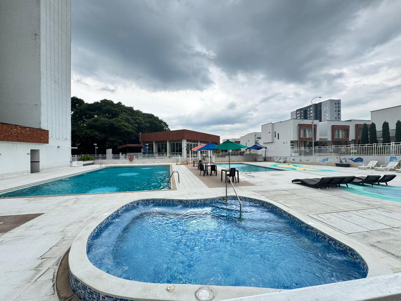 SE VENDE APTO EN AV. 19 NORTE  23..jpeg