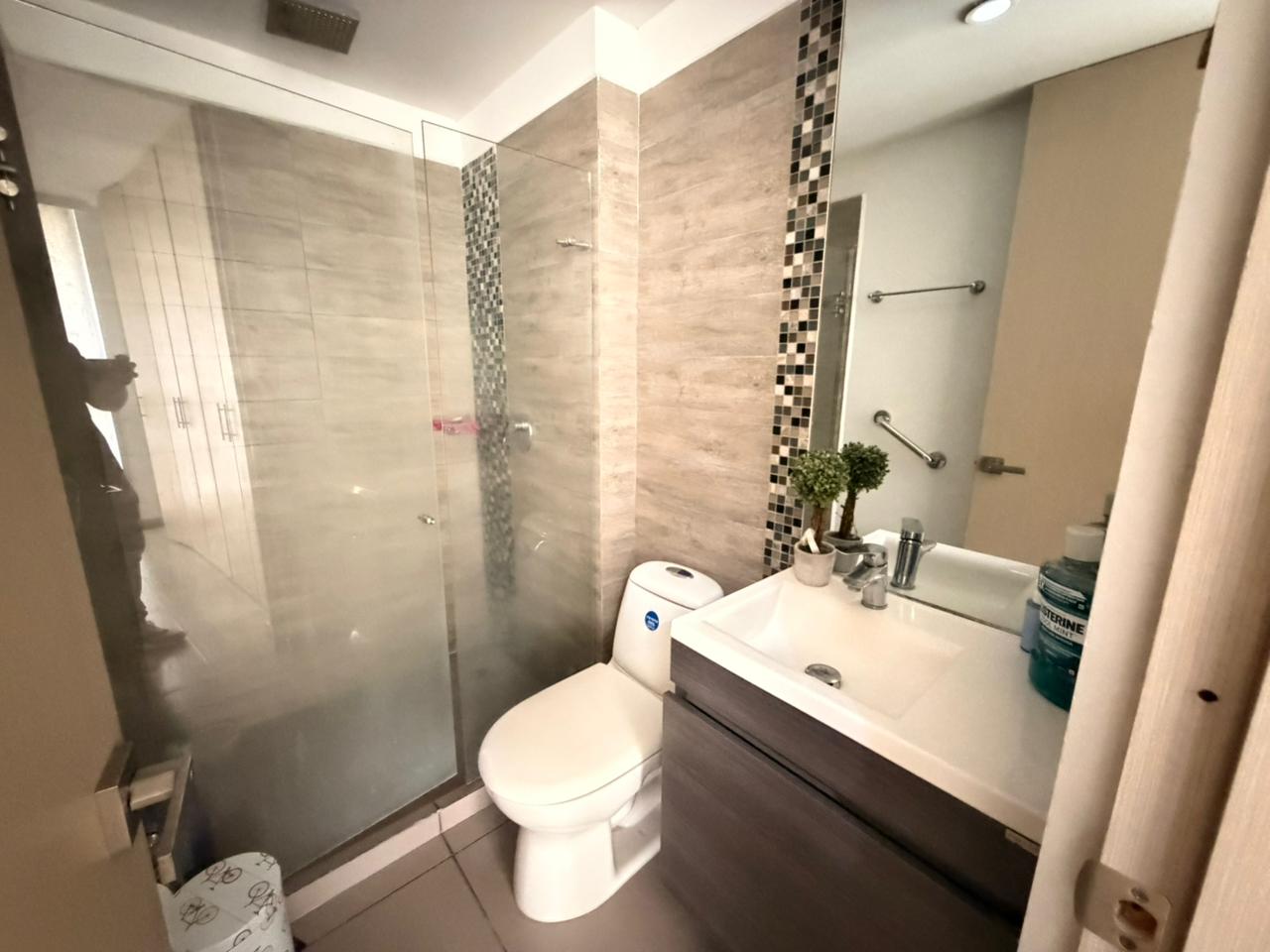 SE VENDE APTO EN LAURELES 10..jpeg