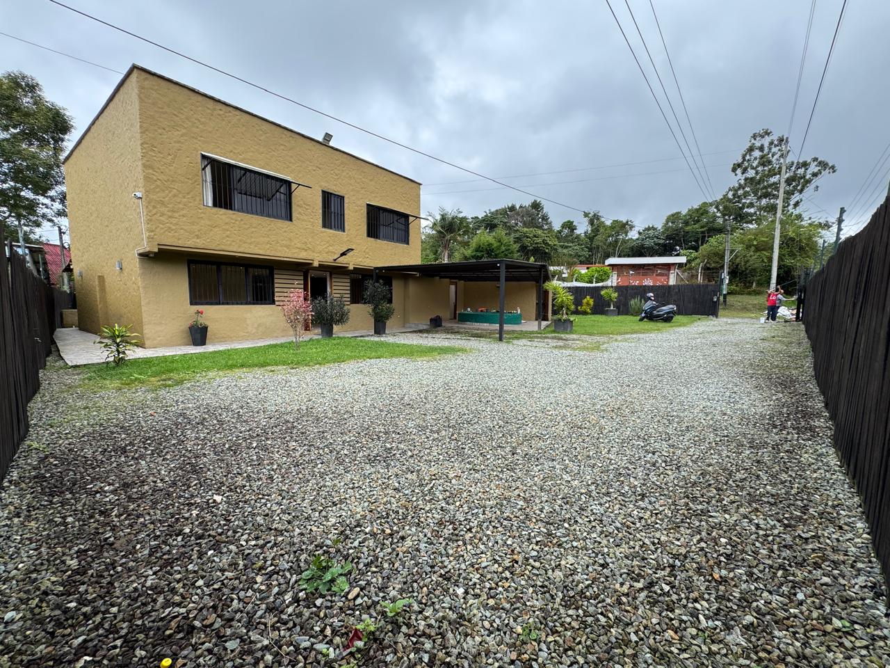 CASA CIRCASIA 34..jpeg