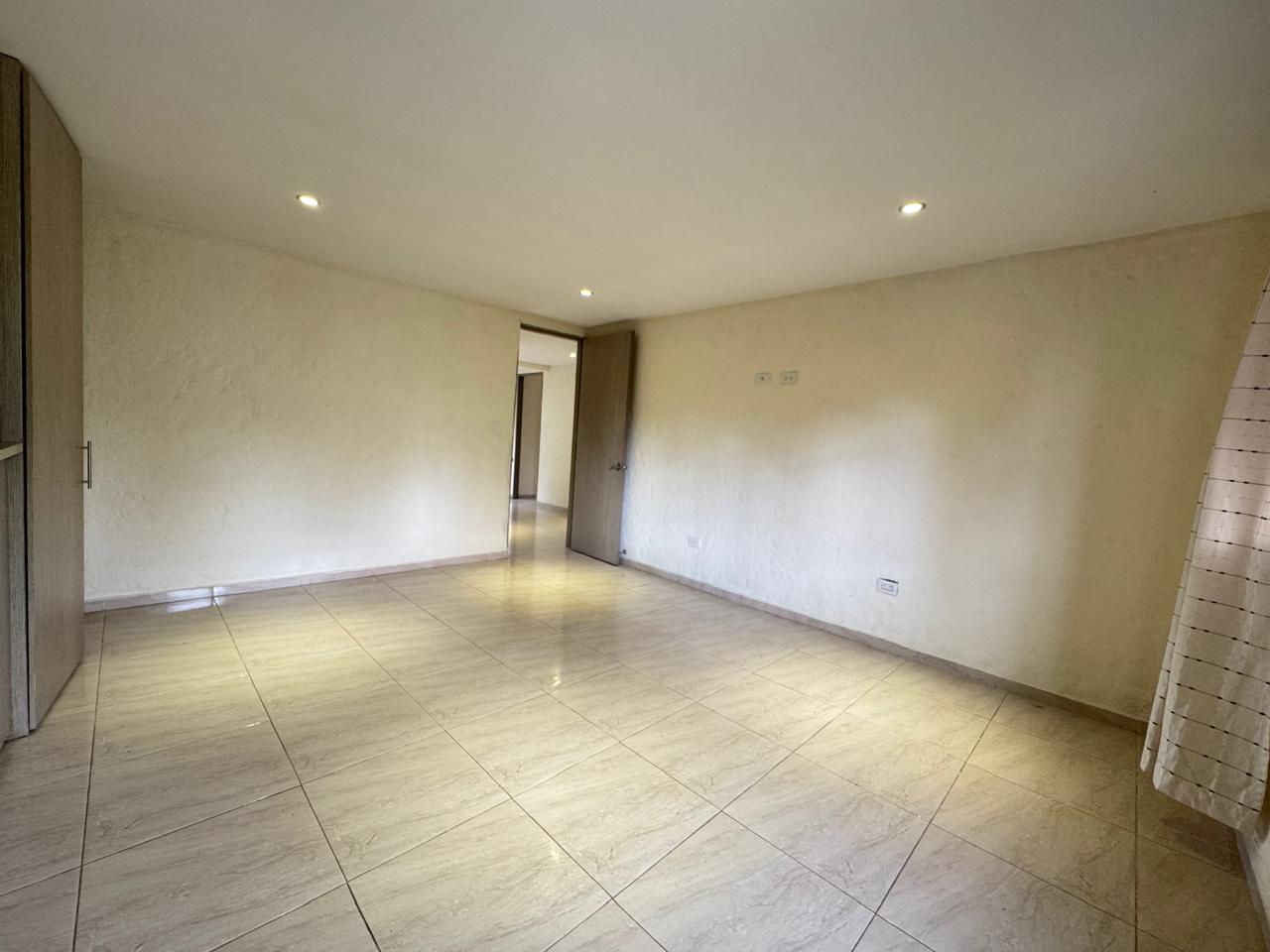 CASA CIRCASIA 25..jpeg