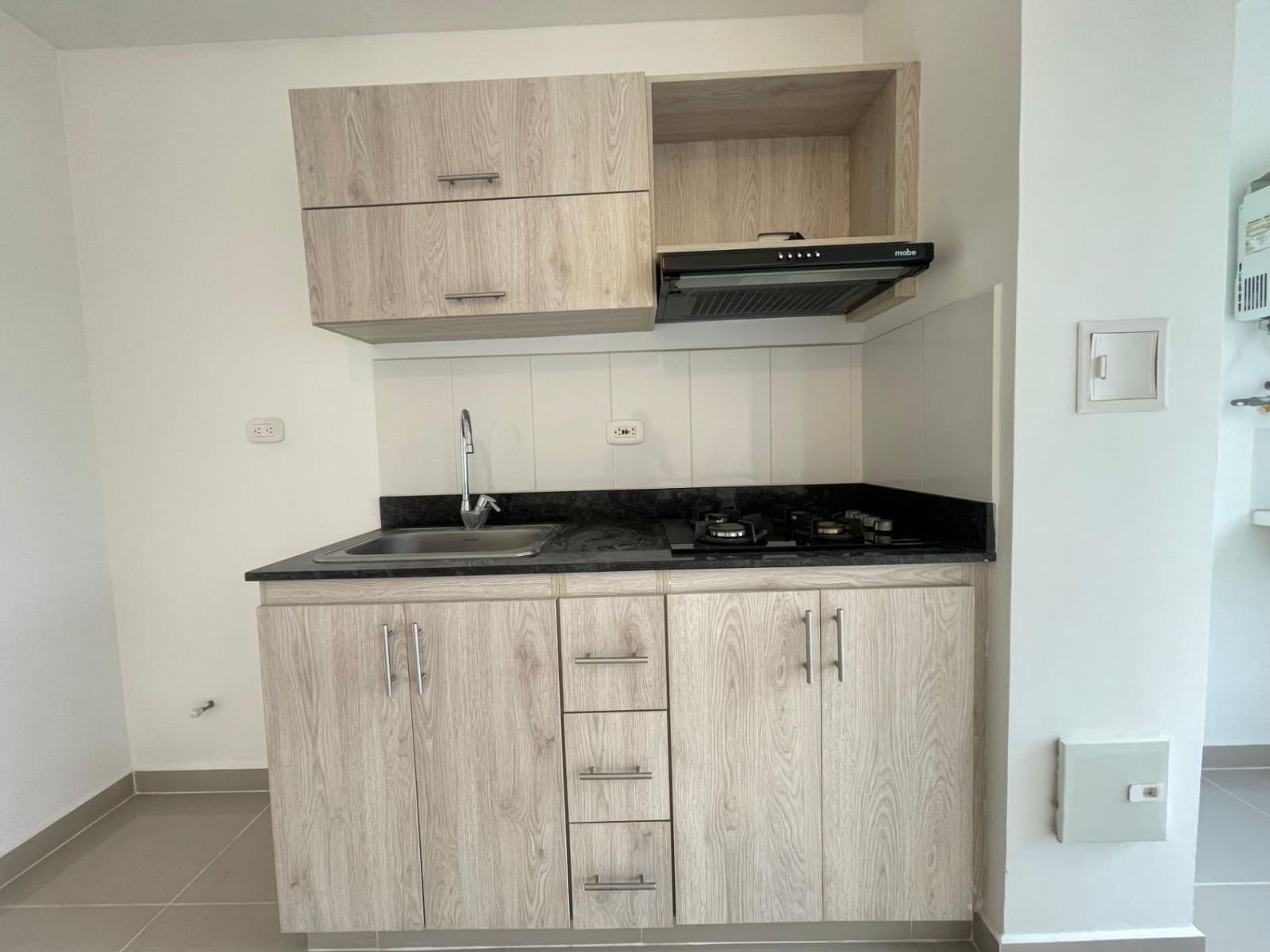 SE VENDE APTO EN 360 6..jpeg