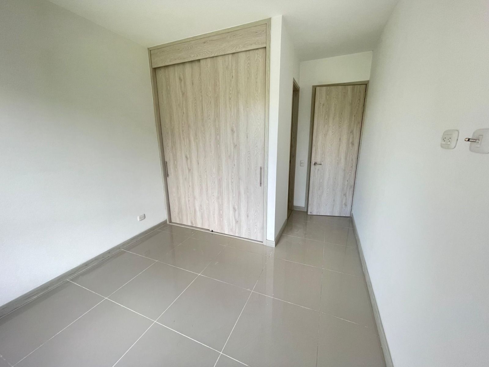 SE VENDE APTO EN 360 12..jpeg