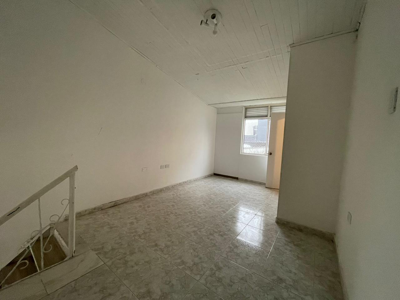 7. LOCAL NUEVA CECILIA (9).jpeg