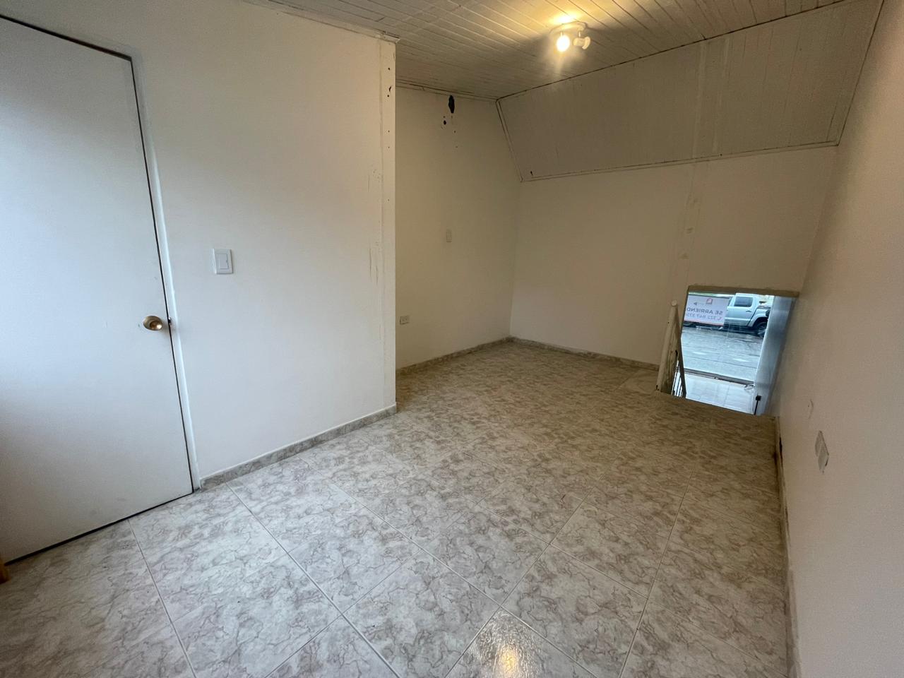 8.1 LOCAL NUEVA CECILIA (16).jpeg