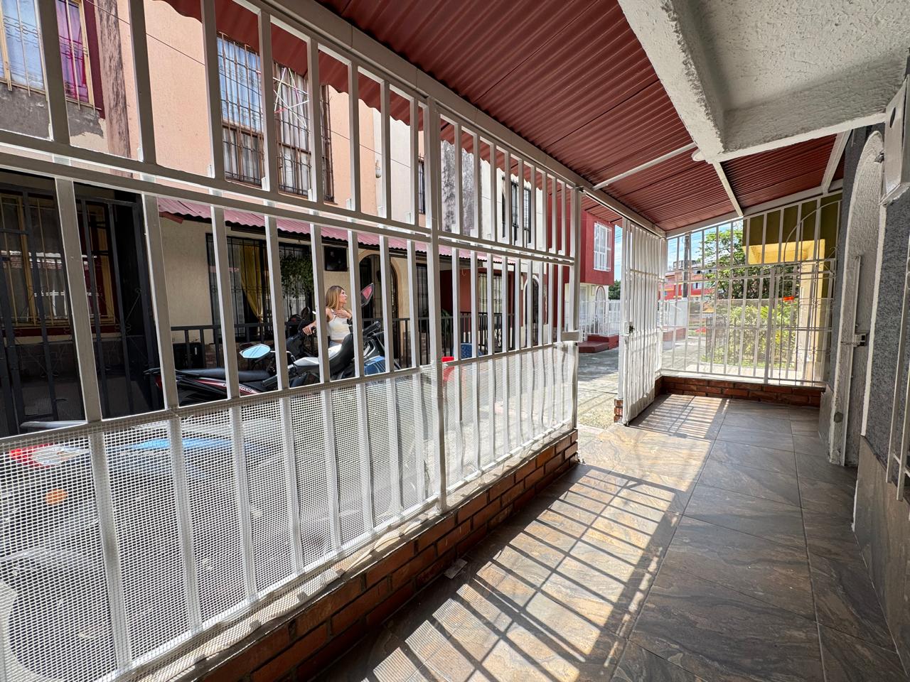 SE VENDE CASA EN LOS NARANJOS 3..jpeg