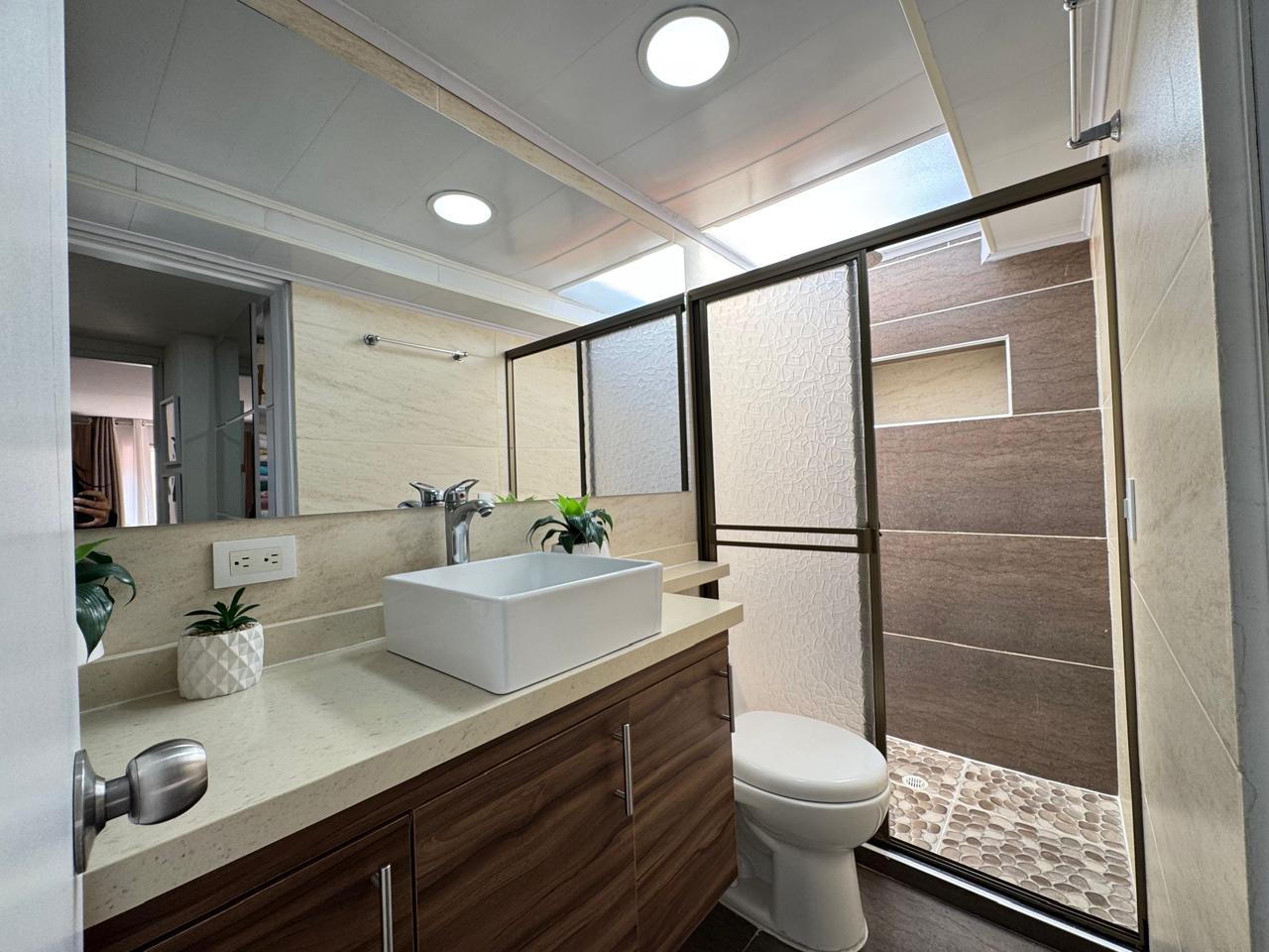 SE VENDE CASA EN LOS NARANJOS 24..jpeg