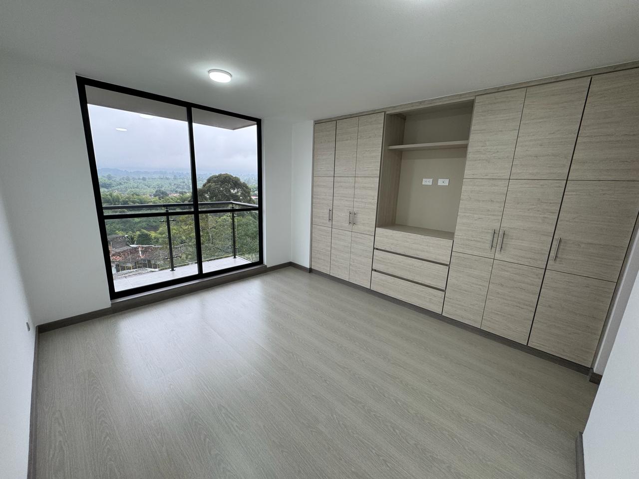 SE ARRIENDA APTO EN ORO NEGRO 12..jpeg