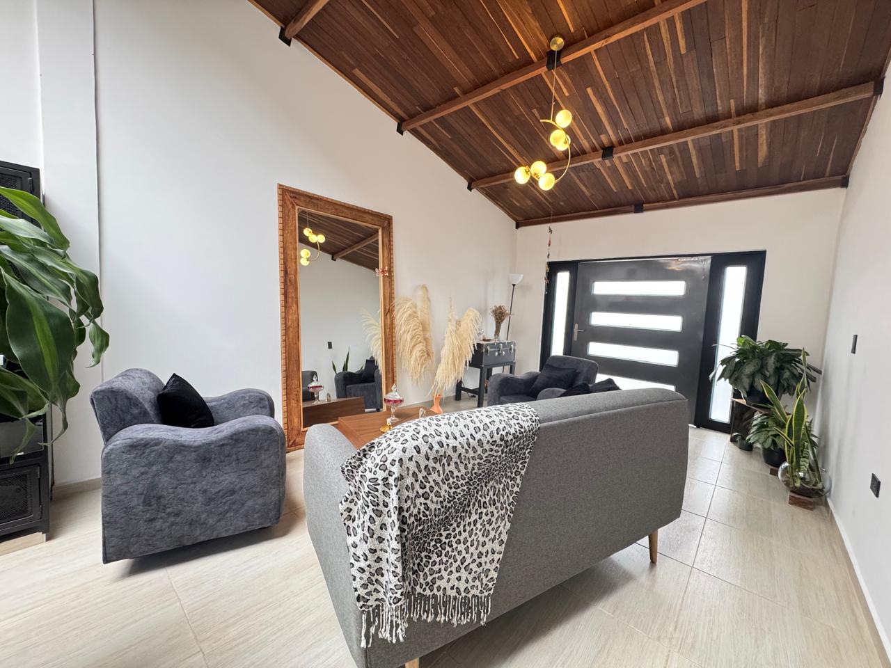 SE VENDE CASA EN FILANDIA  2..jpeg