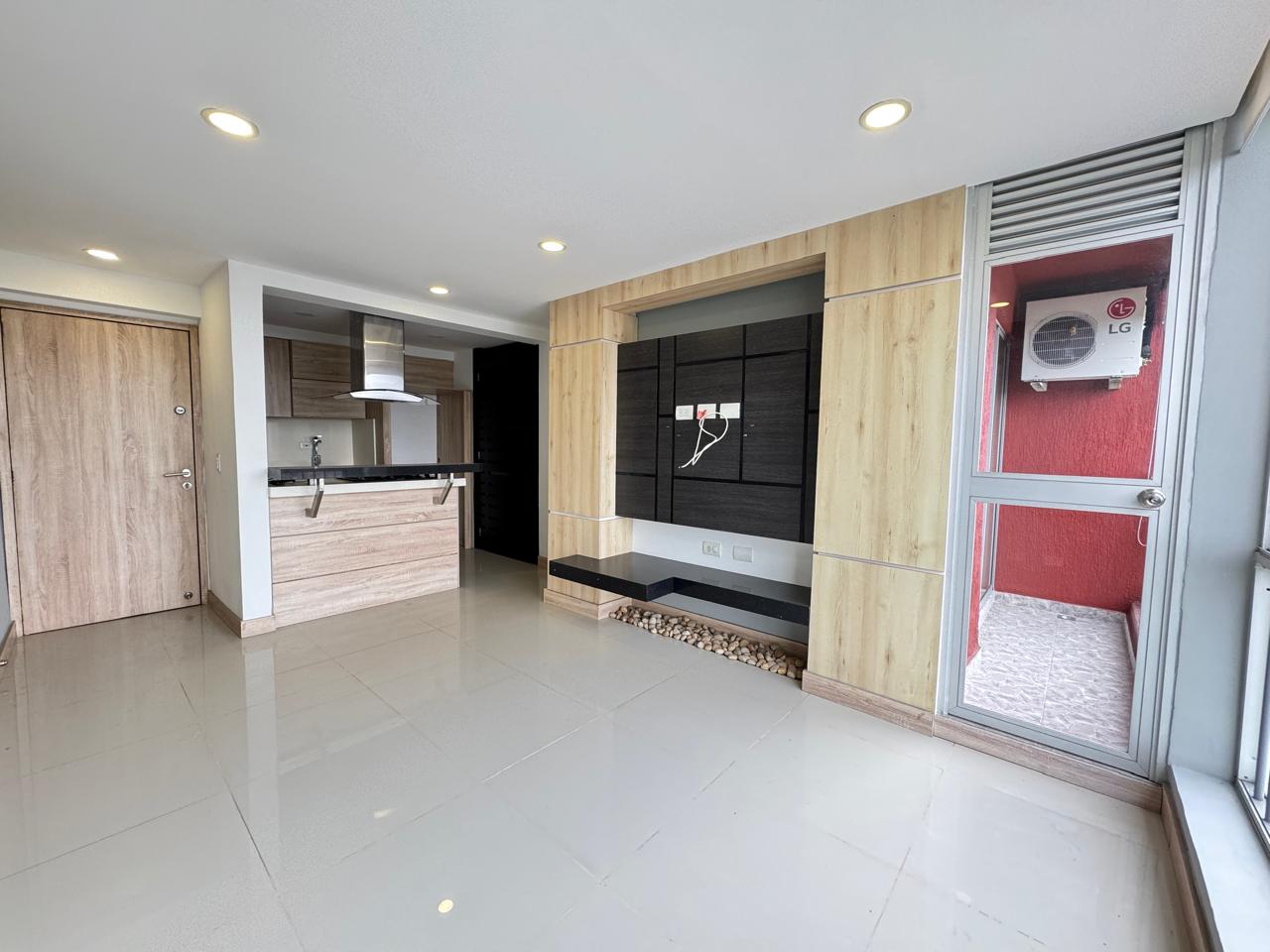 SE VENDE APARTAMENTO EN LA PAVONA  2..jpeg
