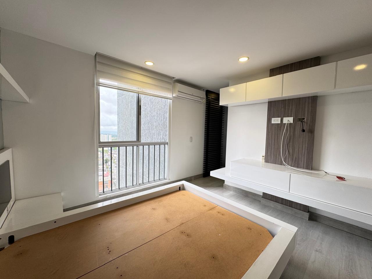 SE VENDE APARTAMENTO EN LA PAVONA  13..jpeg