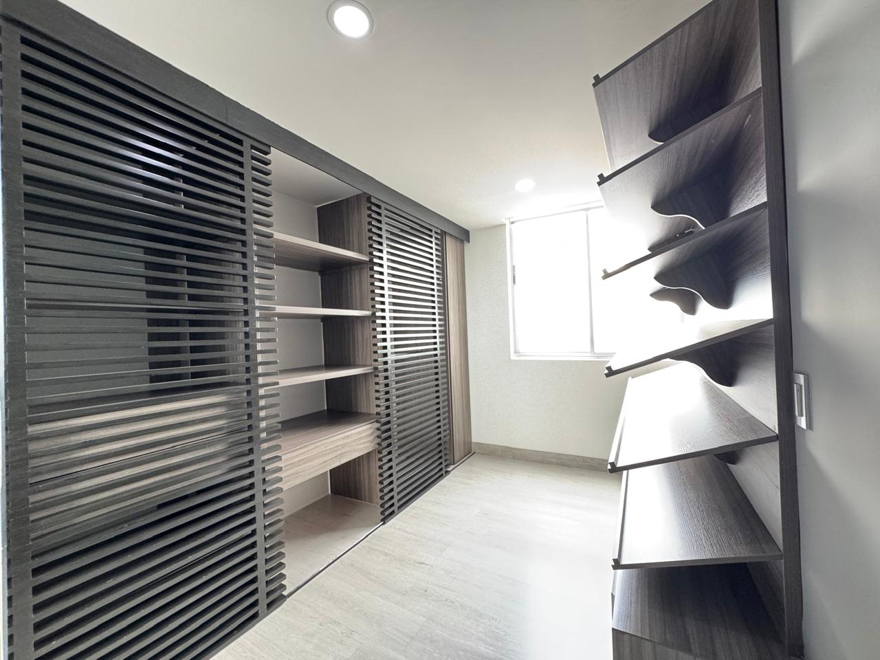 SE VENDE APARTAMENTO EN LA PAVONA  14..jpeg