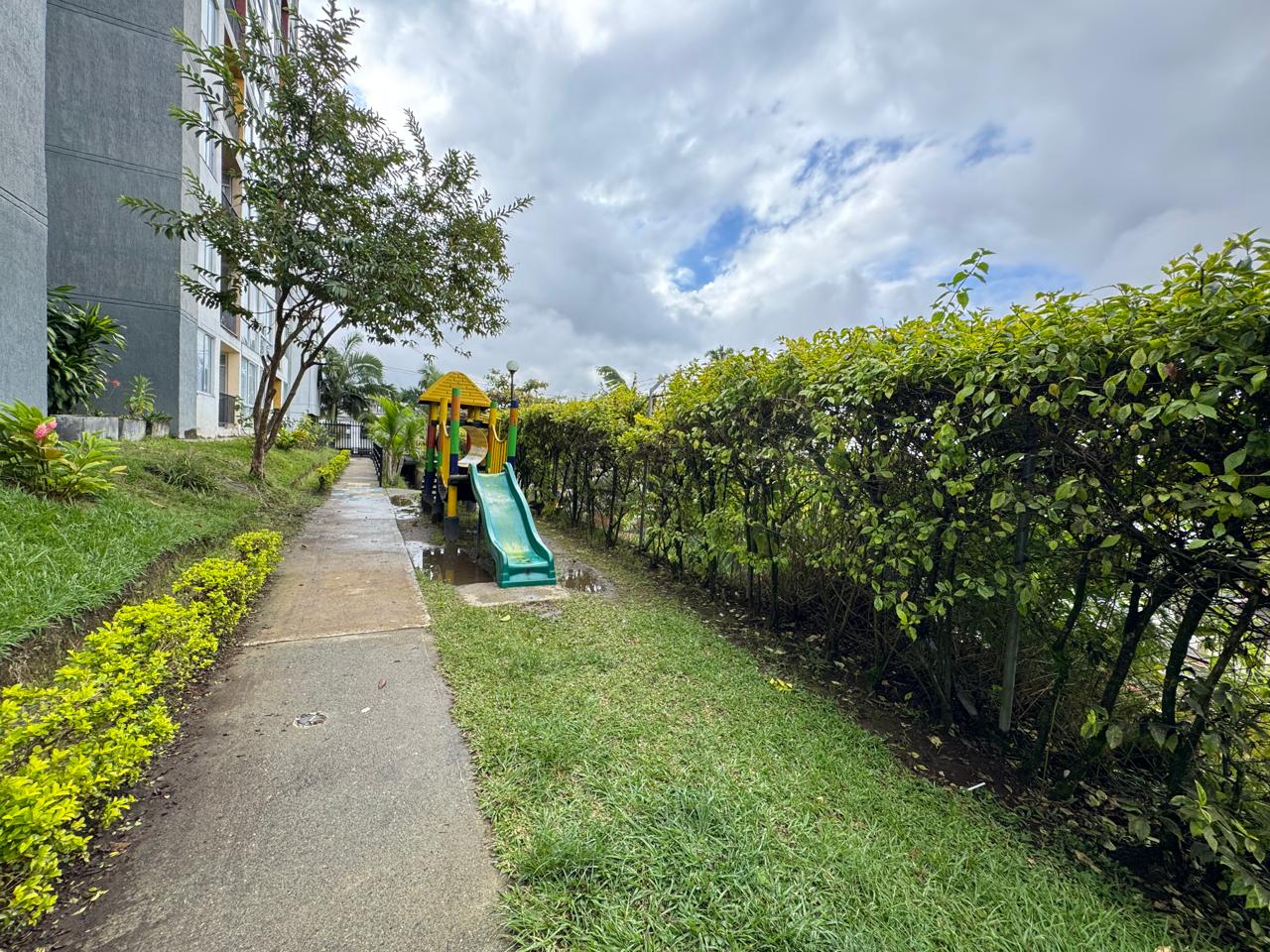 SE VENDE APARTAMENTO EN LA PAVONA  23..jpeg