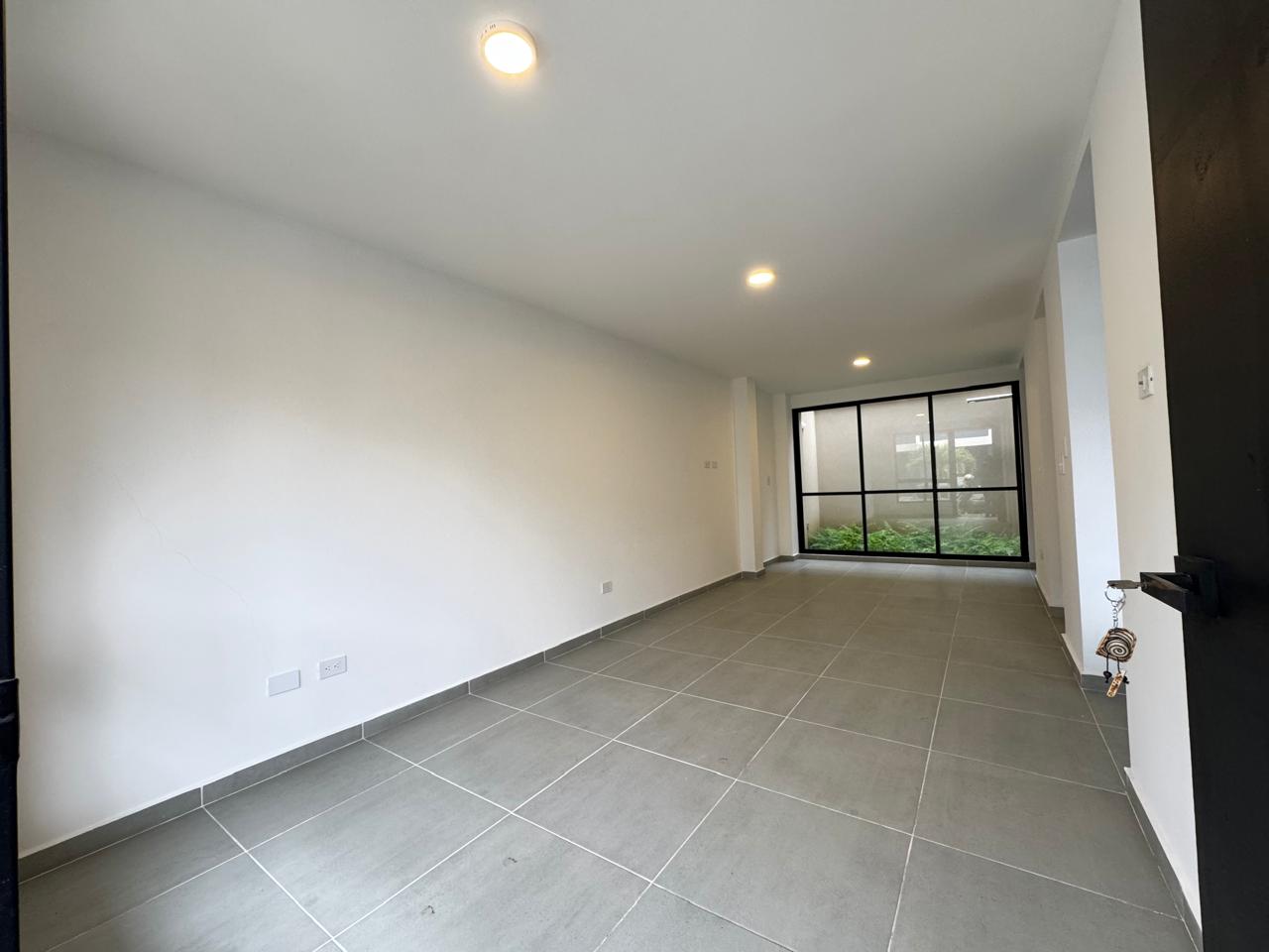 SE VENDE CASA EN LA TEBAIDA  5..jpeg