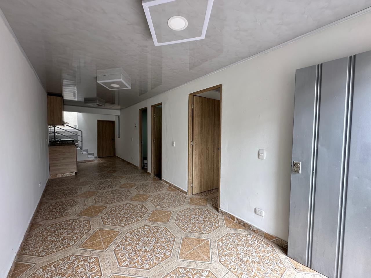 SE VENDE CASA EN LOS ALMENDROS  1..jpeg