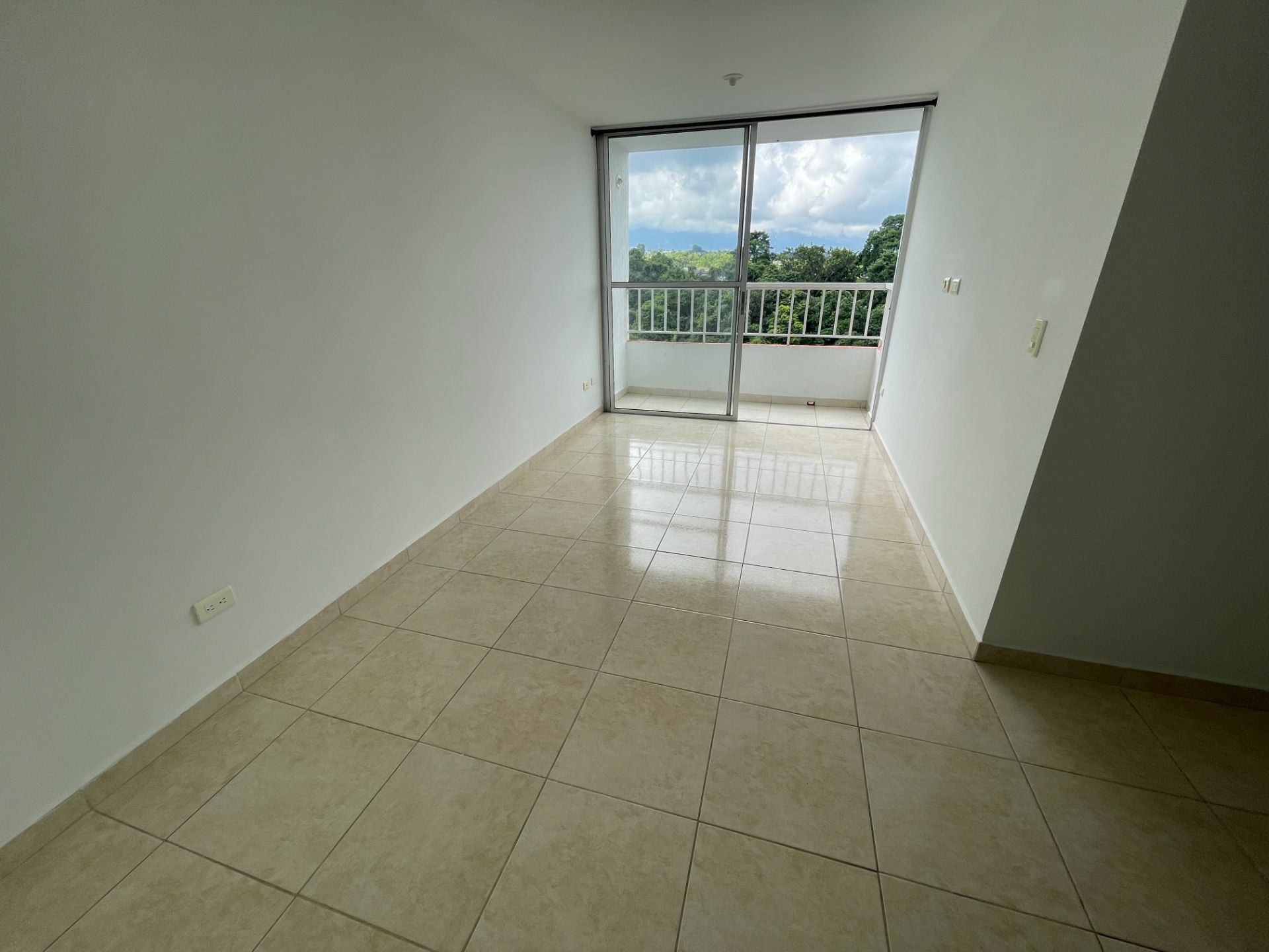 SE VENDE APTO  2..JPG