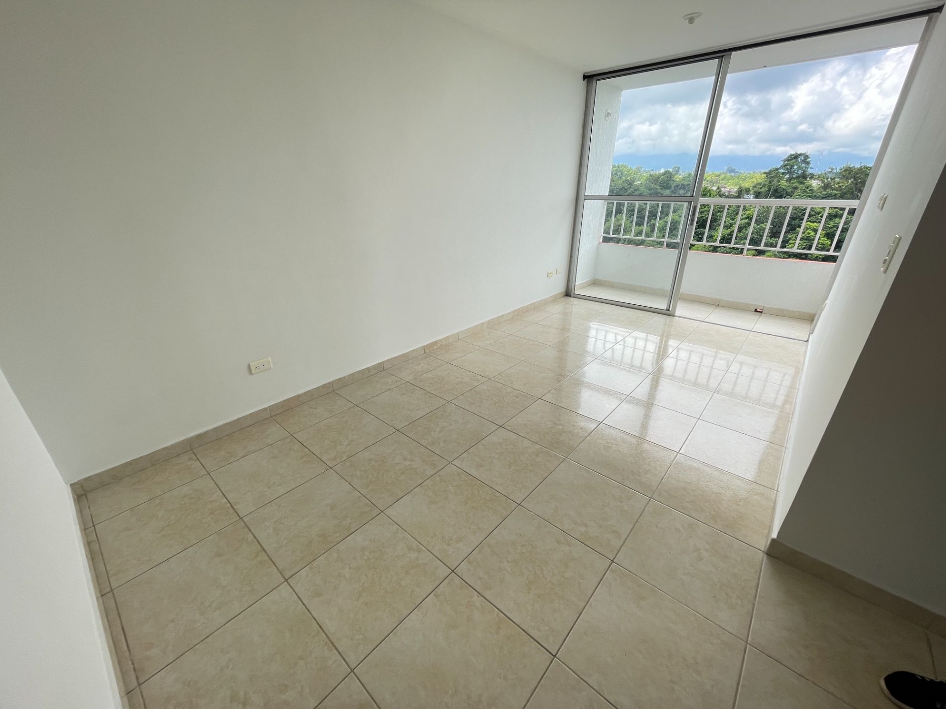 SE VENDE APTO  3..JPG