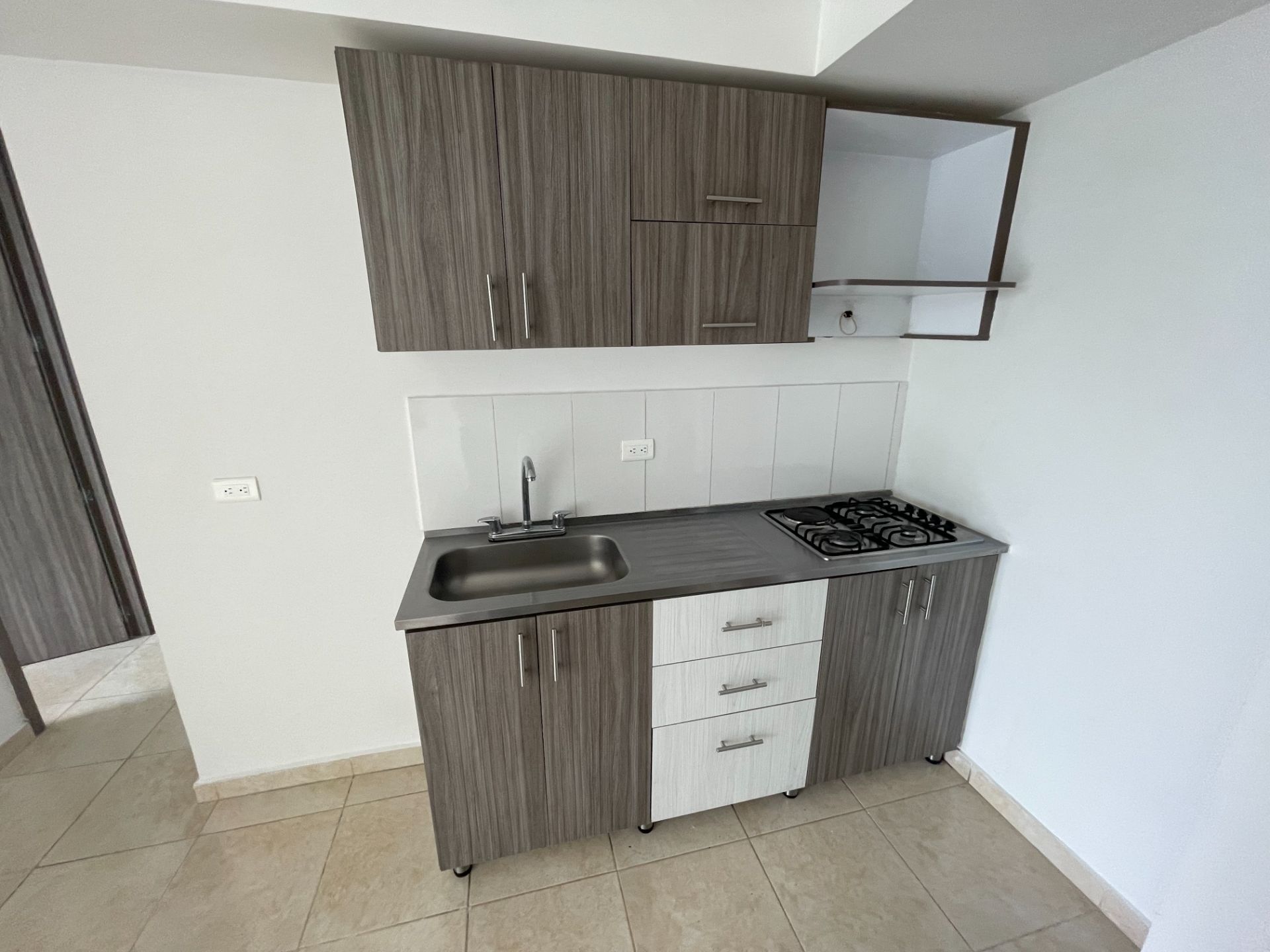 SE VENDE APTO  6..JPG