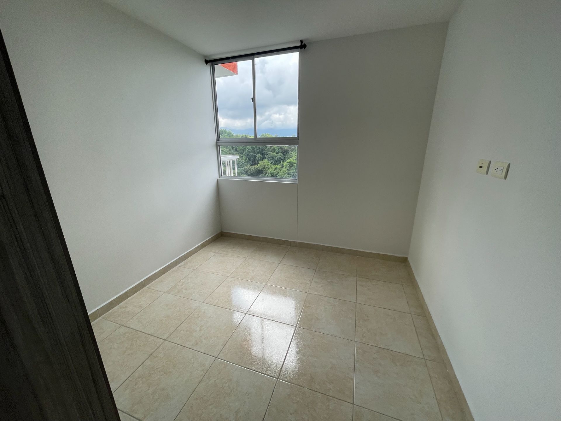 SE VENDE APTO  12..JPG