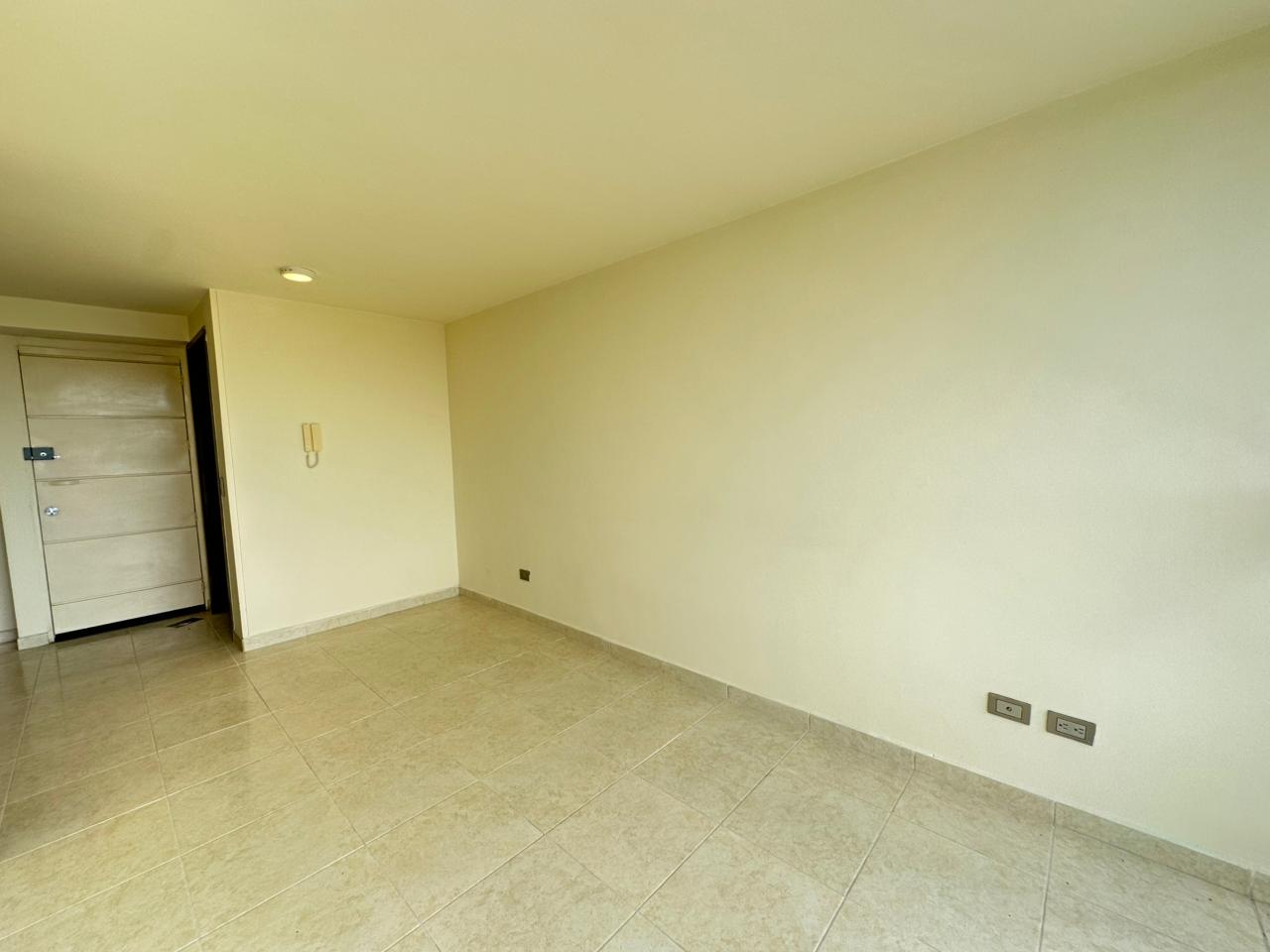 SE VENDE APARTAMENTO EN LA PAVONA  4..jpeg