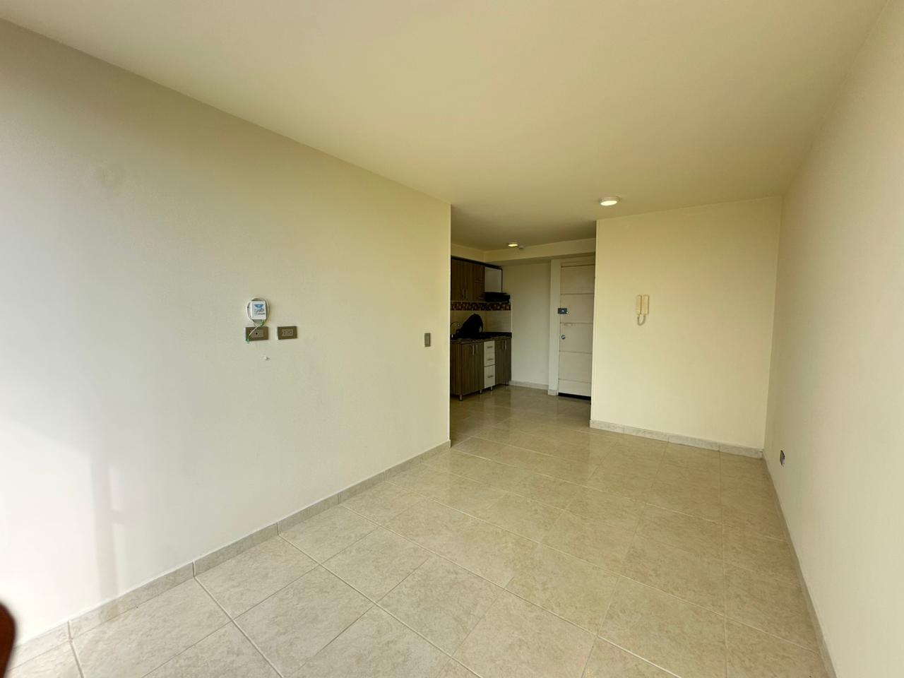 SE VENDE APARTAMENTO EN LA PAVONA  5..jpeg