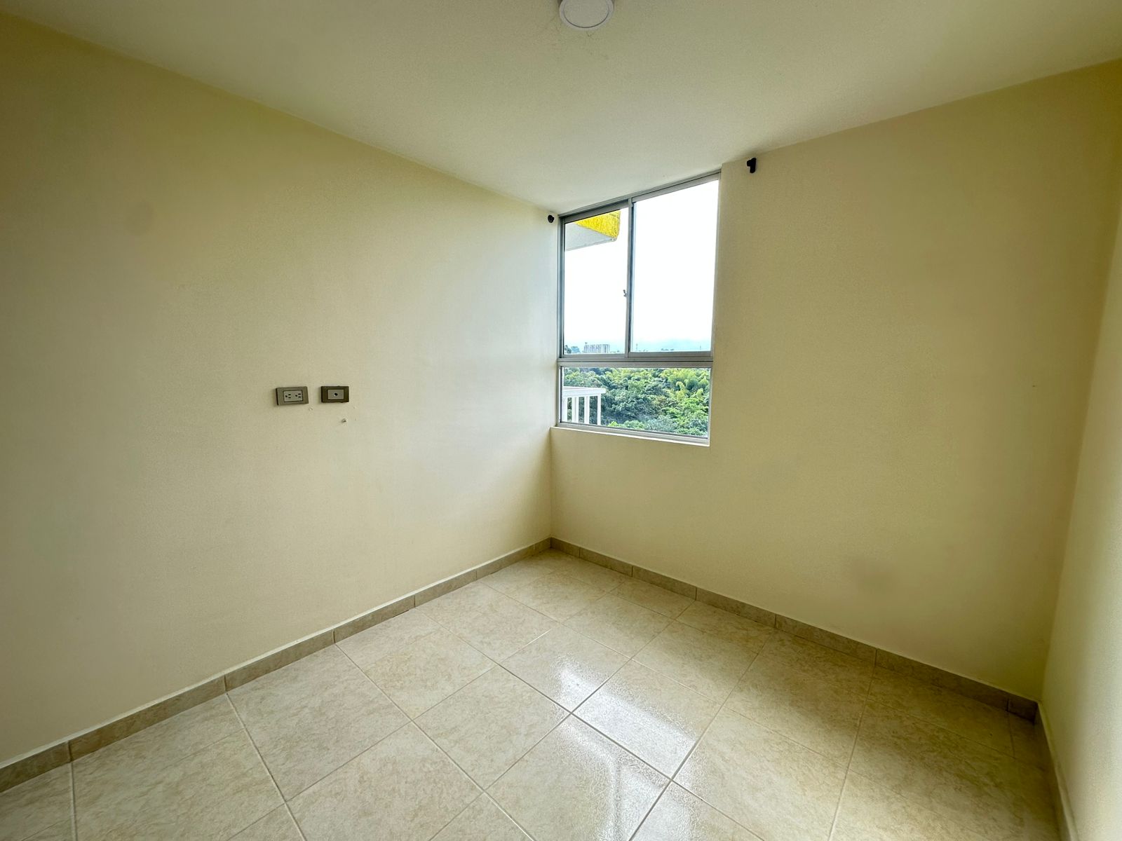 SE VENDE APARTAMENTO EN LA PAVONA  12..jpeg