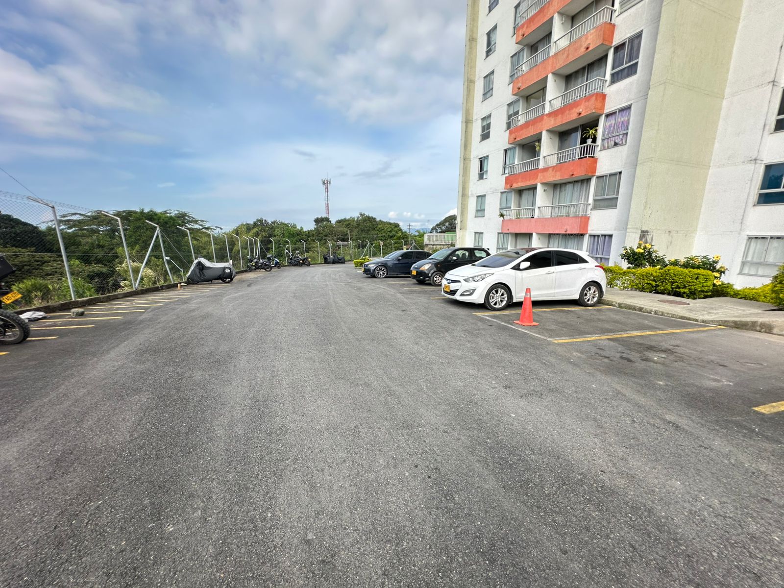 SE VENDE APARTAMENTO EN LA PAVONA  21..jpeg