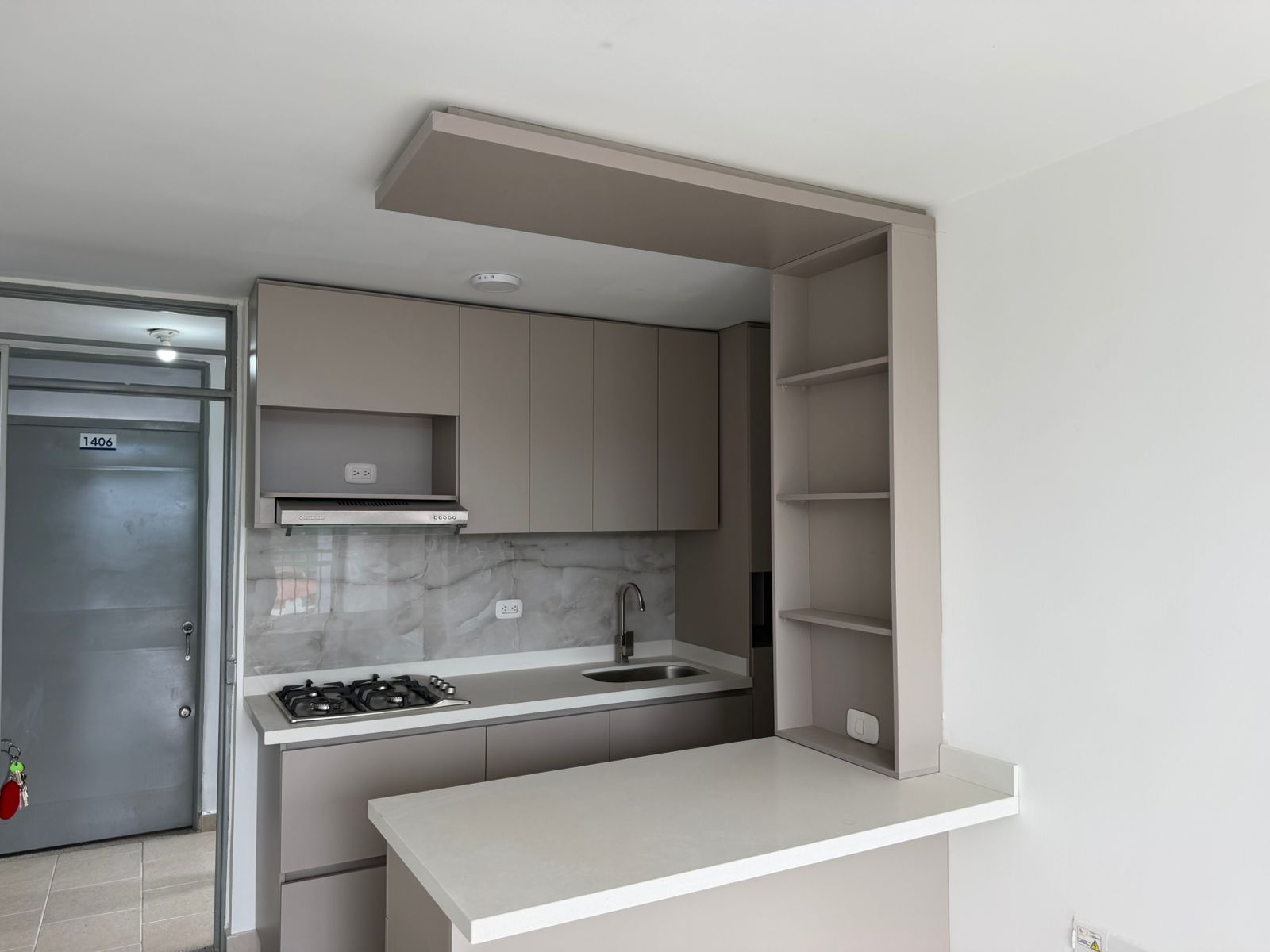 SE VENDE APTO EN AV. CENTENARIO  1..jpeg