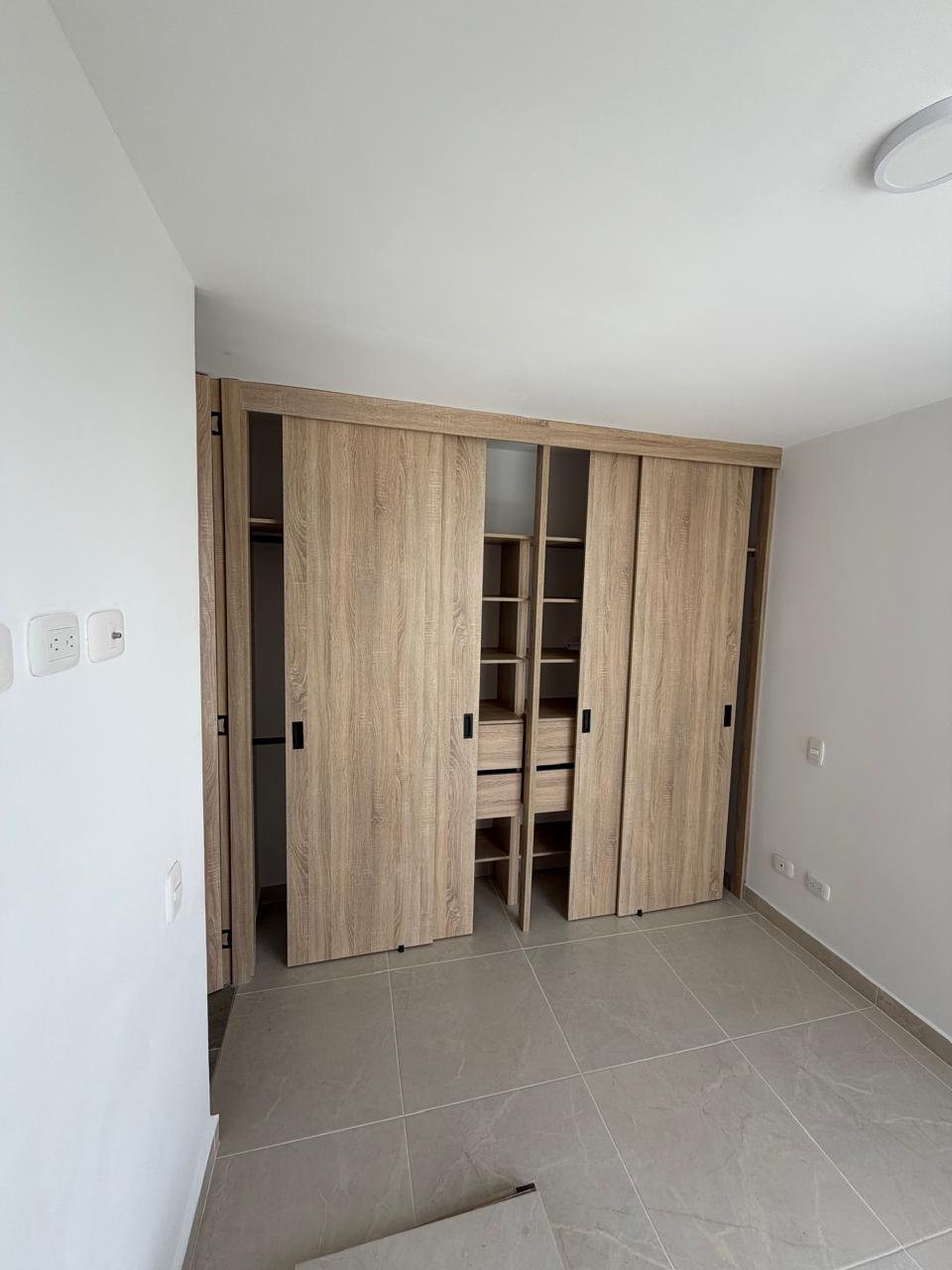 SE VENDE APTO EN AV. CENTENARIO  12..jpeg