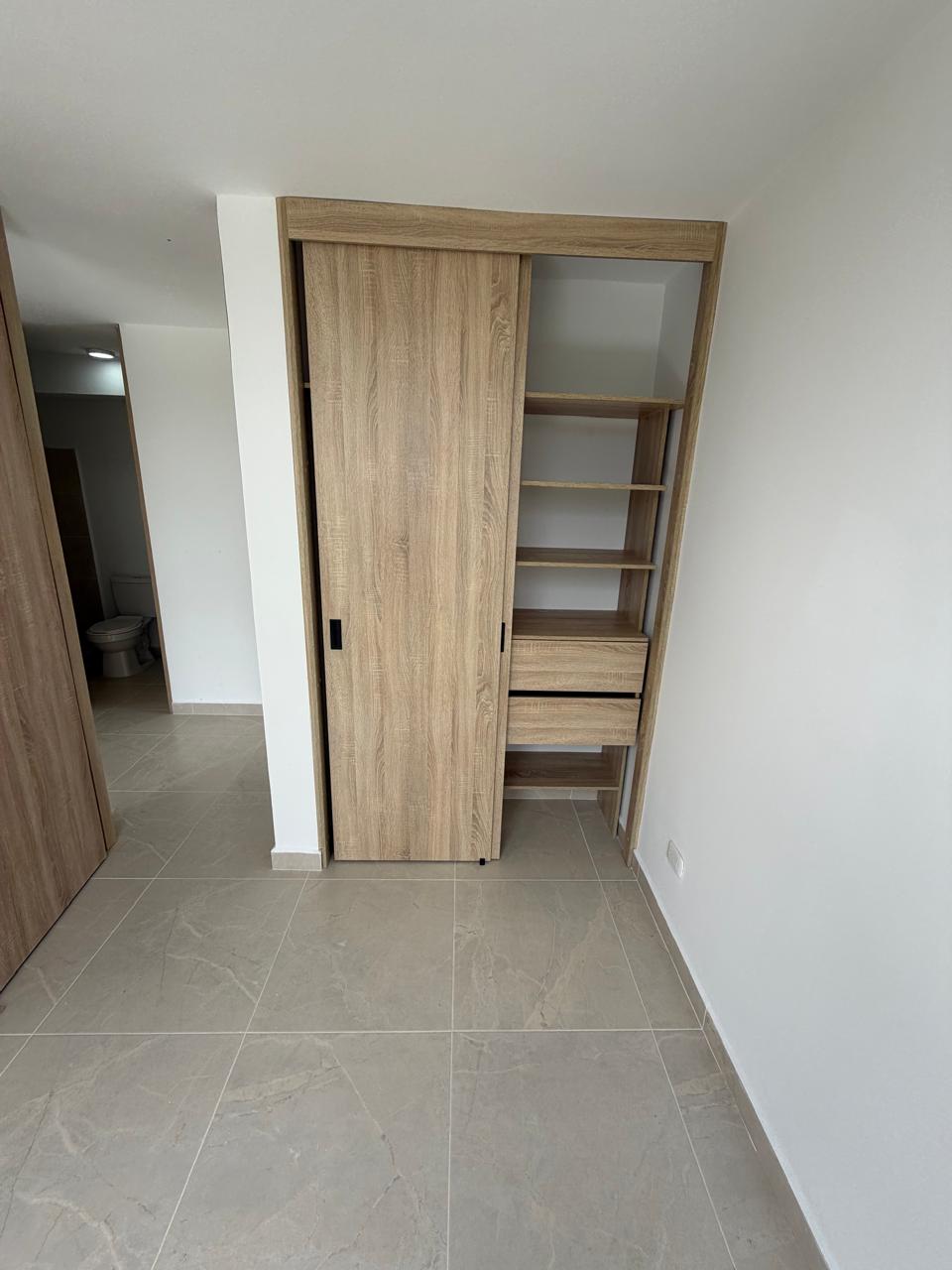 SE VENDE APTO EN AV. CENTENARIO  15..jpeg