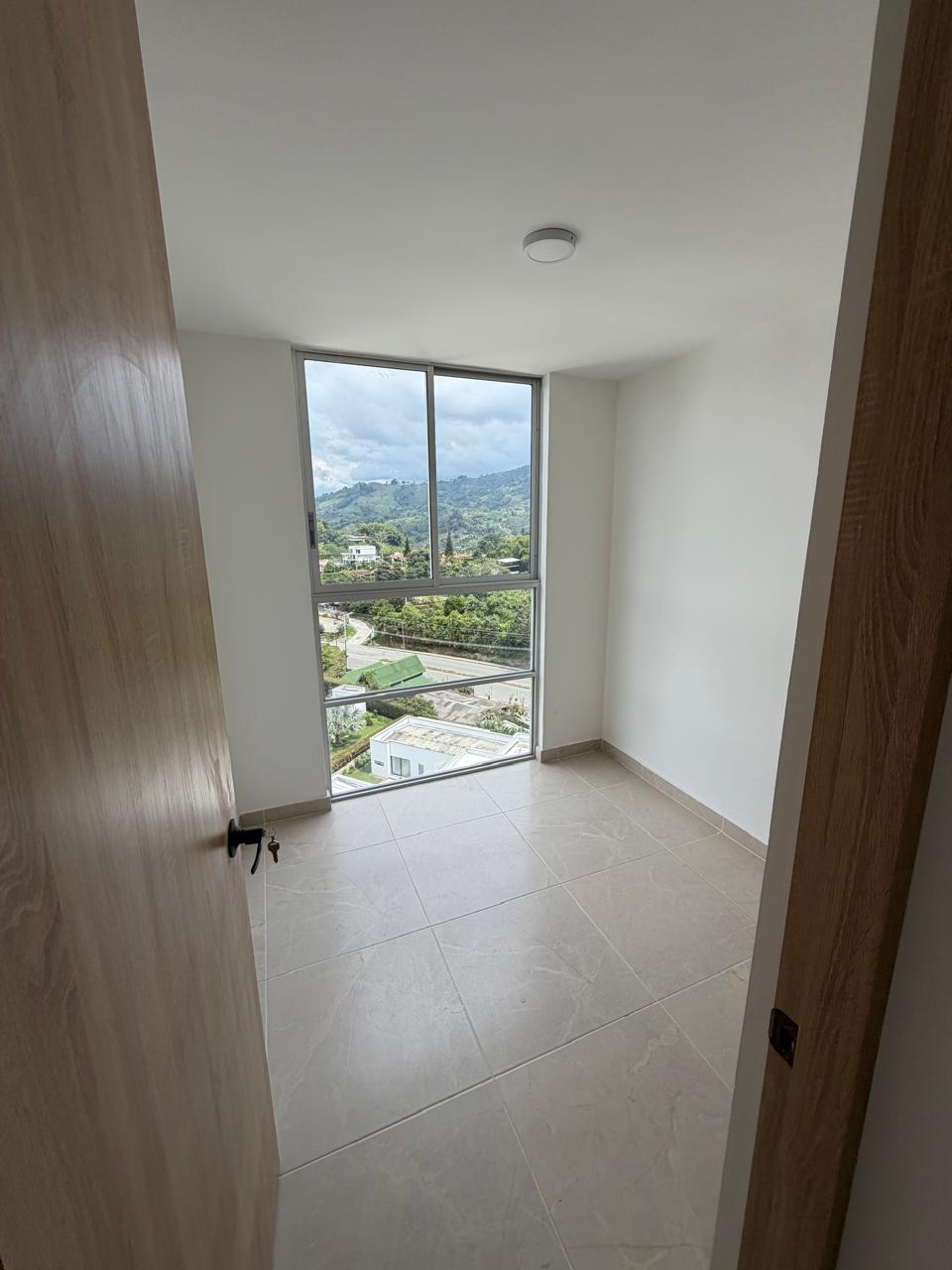 SE VENDE APTO EN AV. CENTENARIO  14..jpeg