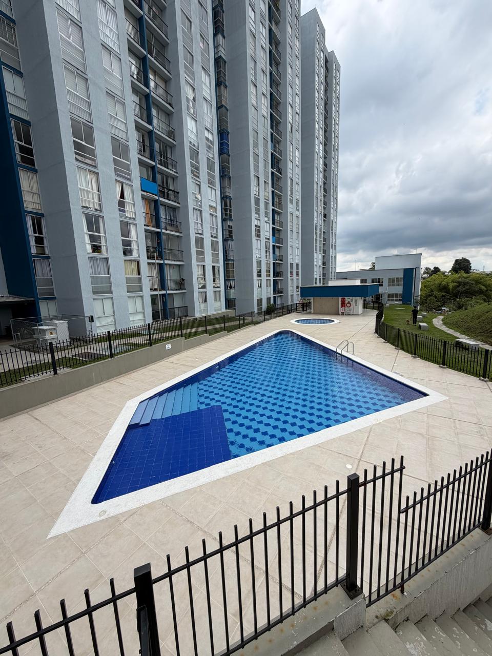 SE VENDE APTO EN AV. CENTENARIO  20..jpeg