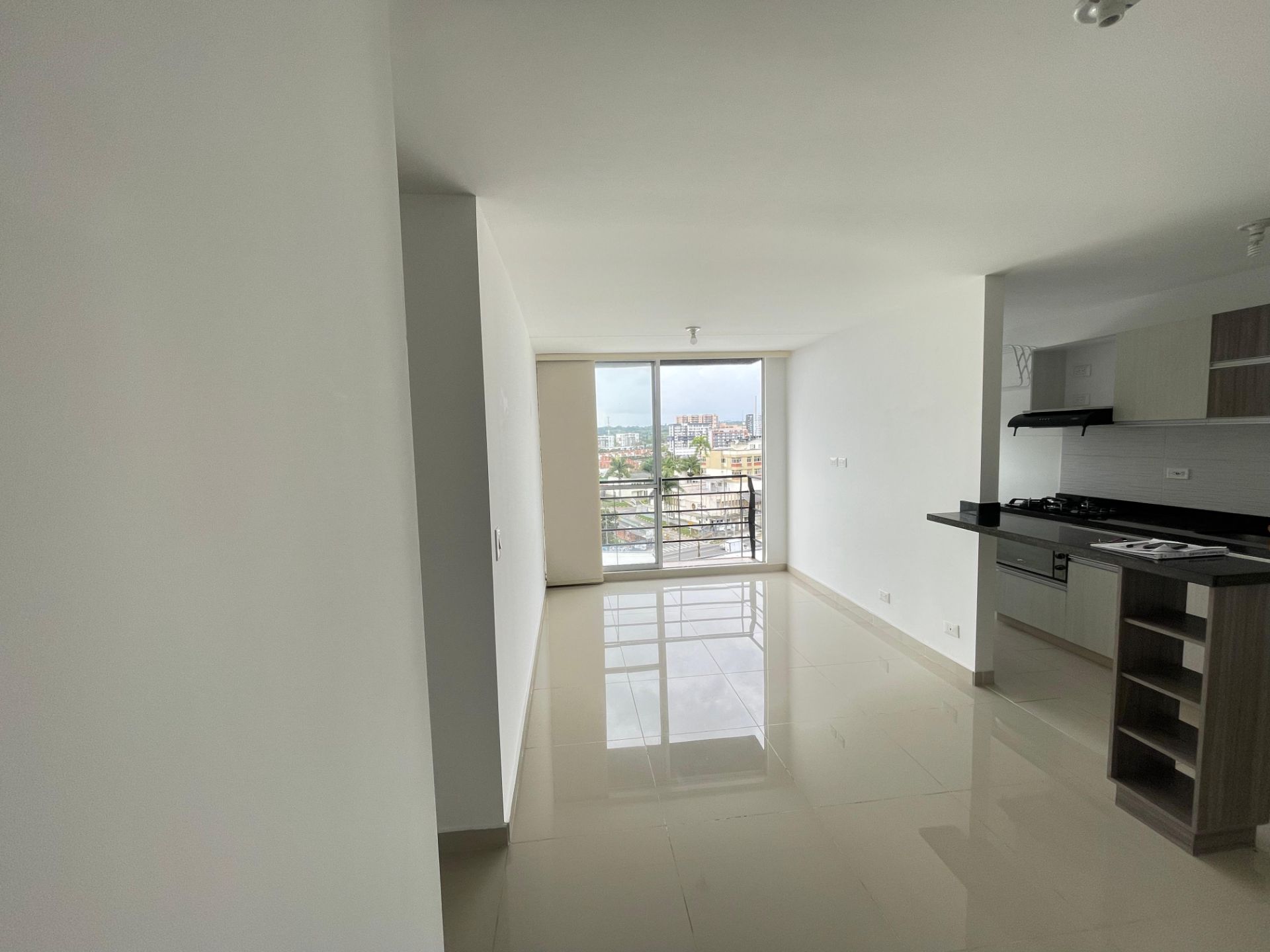 SE VENDE APTO EN COINCA  1..jpeg