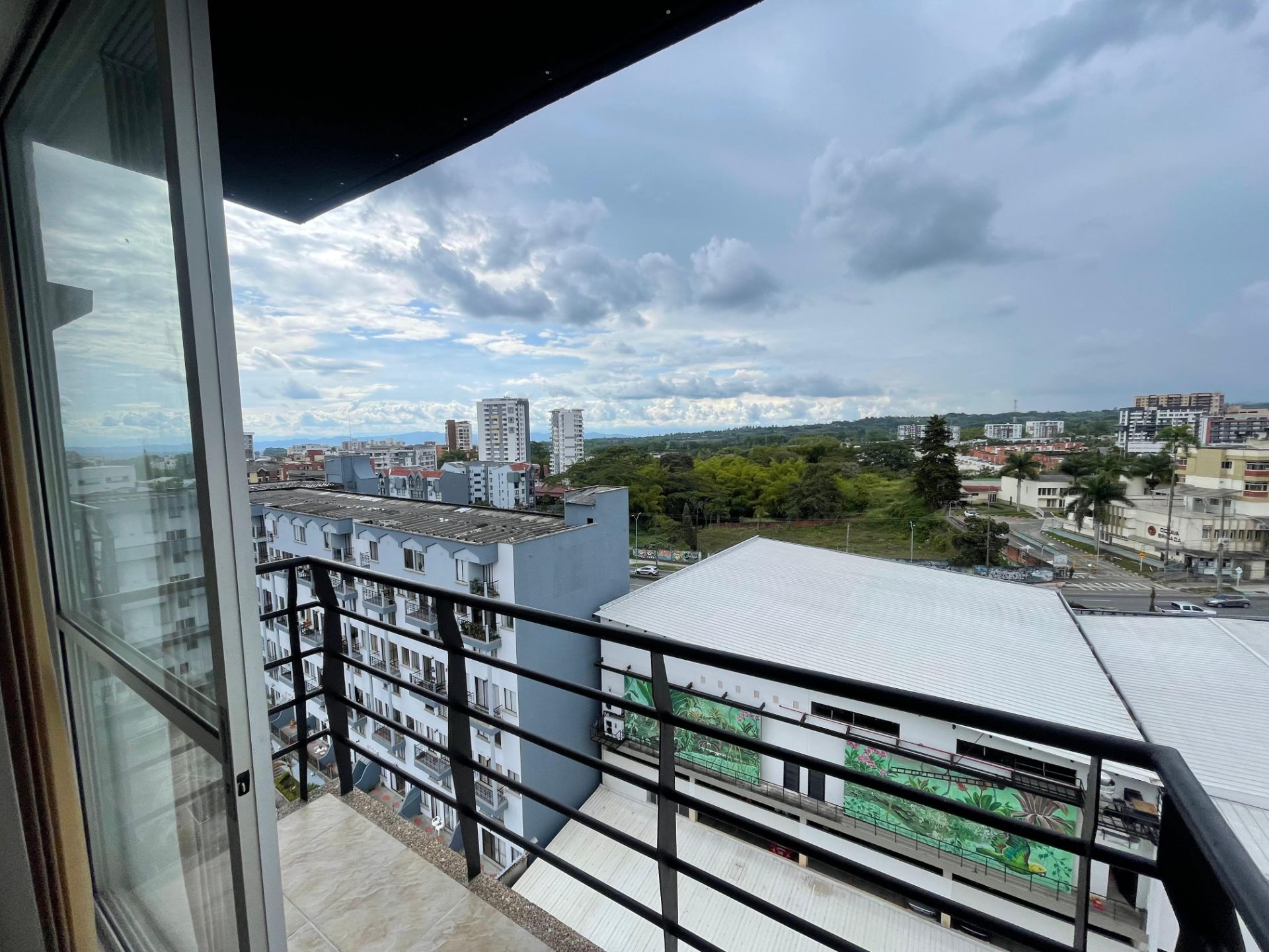 SE VENDE APTO EN COINCA  3..jpeg