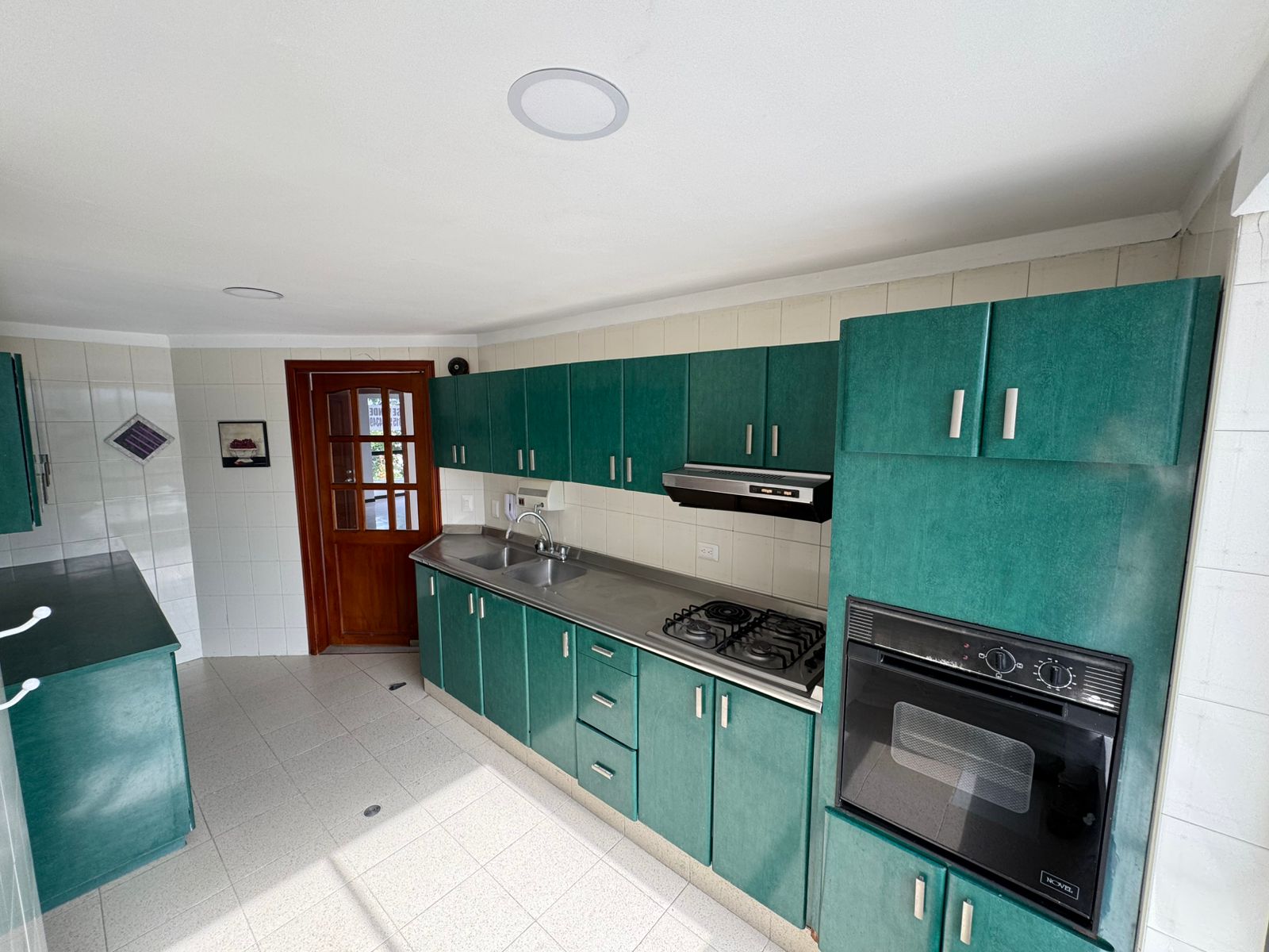 SE VENDE APARTAMENTO EN FUNDADORES  8..jpeg