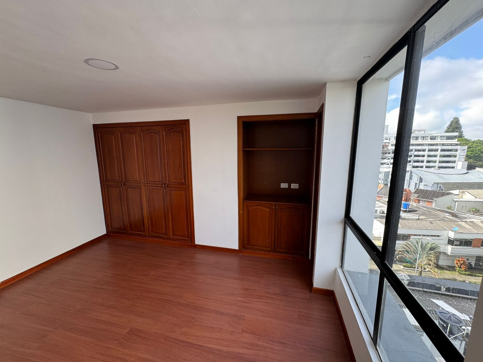 SE VENDE APARTAMENTO EN FUNDADORES  22..jpeg