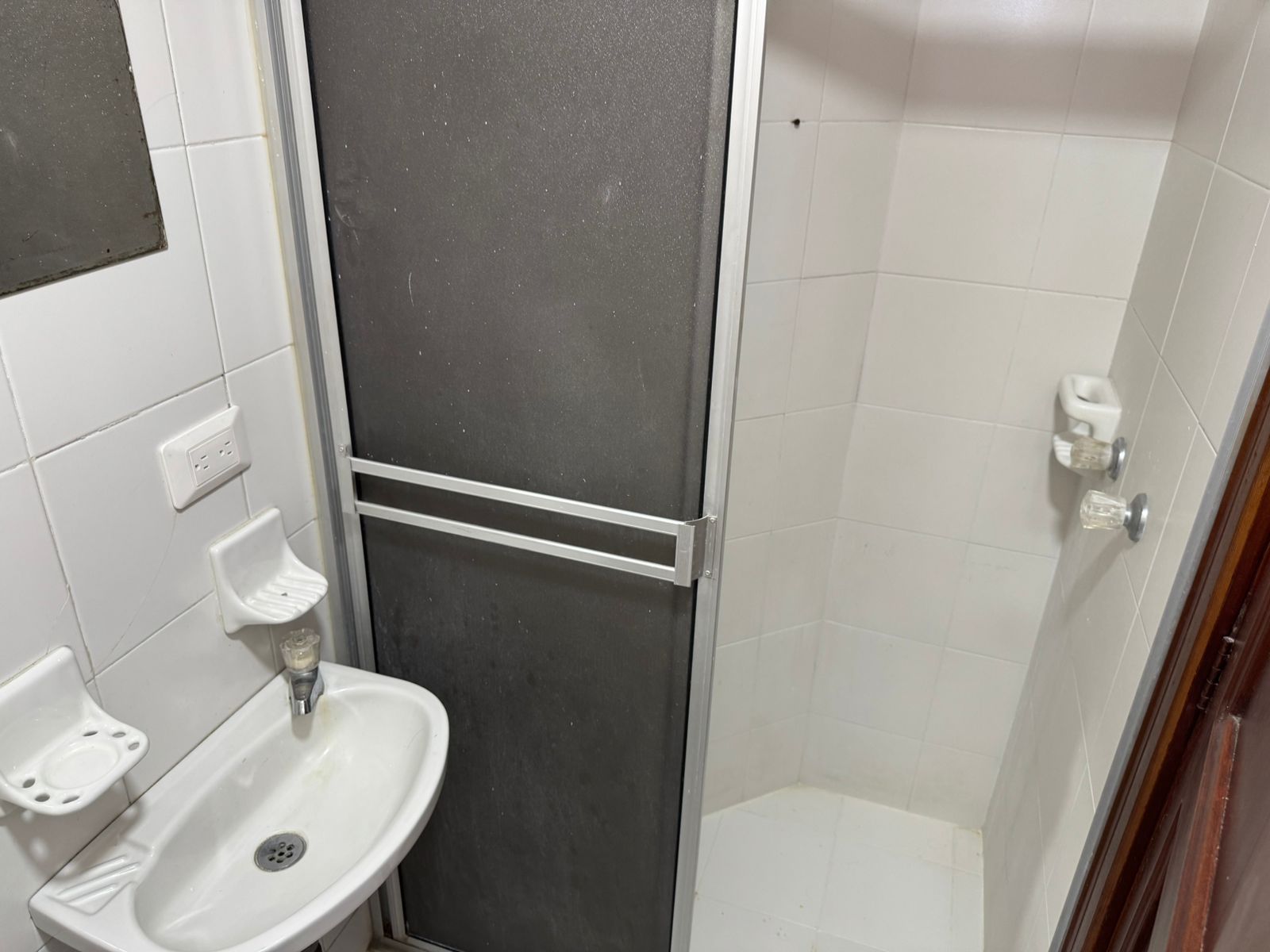 SE VENDE APARTAMENTO EN FUNDADORES  25..jpeg