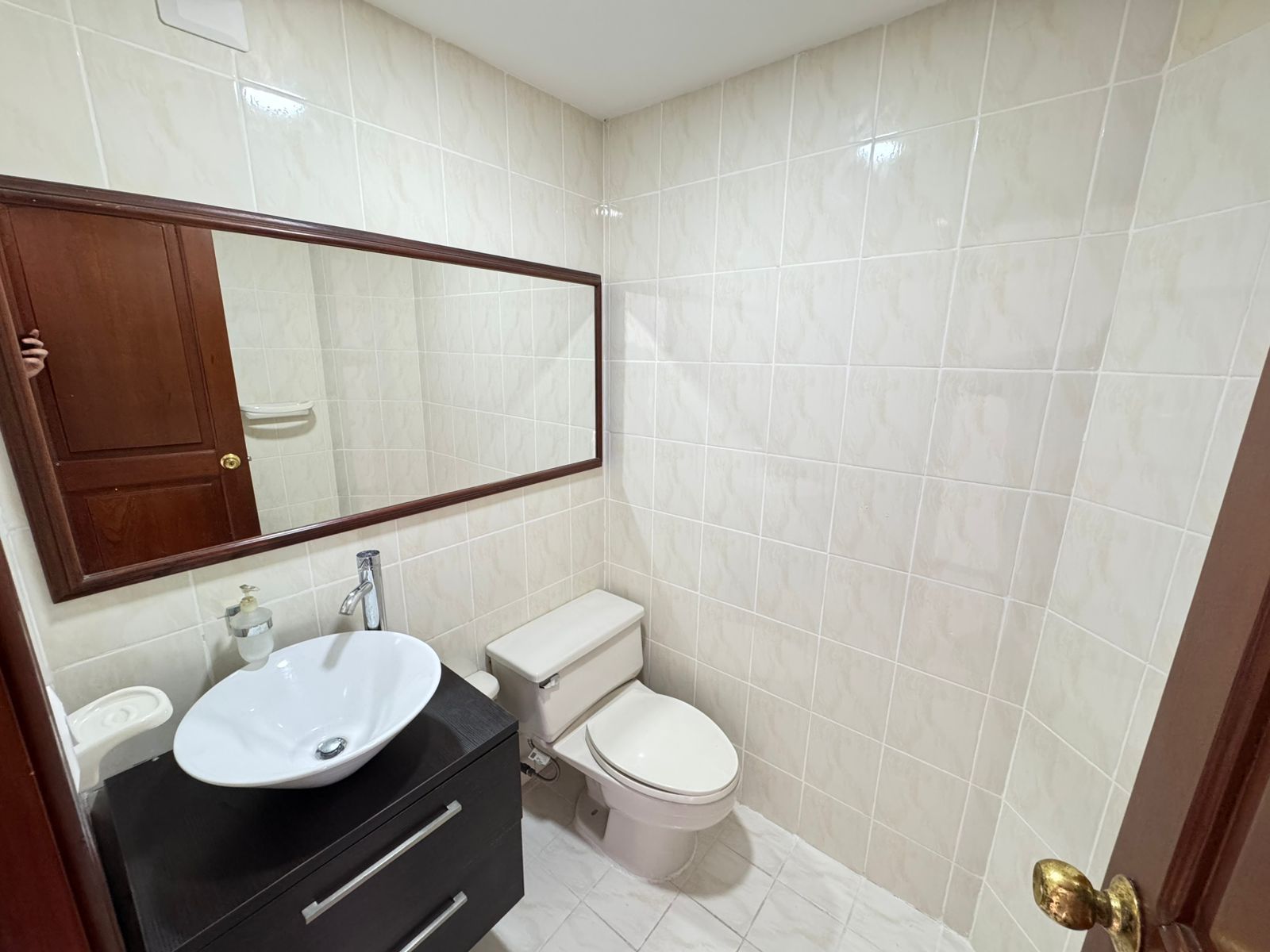 SE VENDE APARTAMENTO EN FUNDADORES  27..jpeg