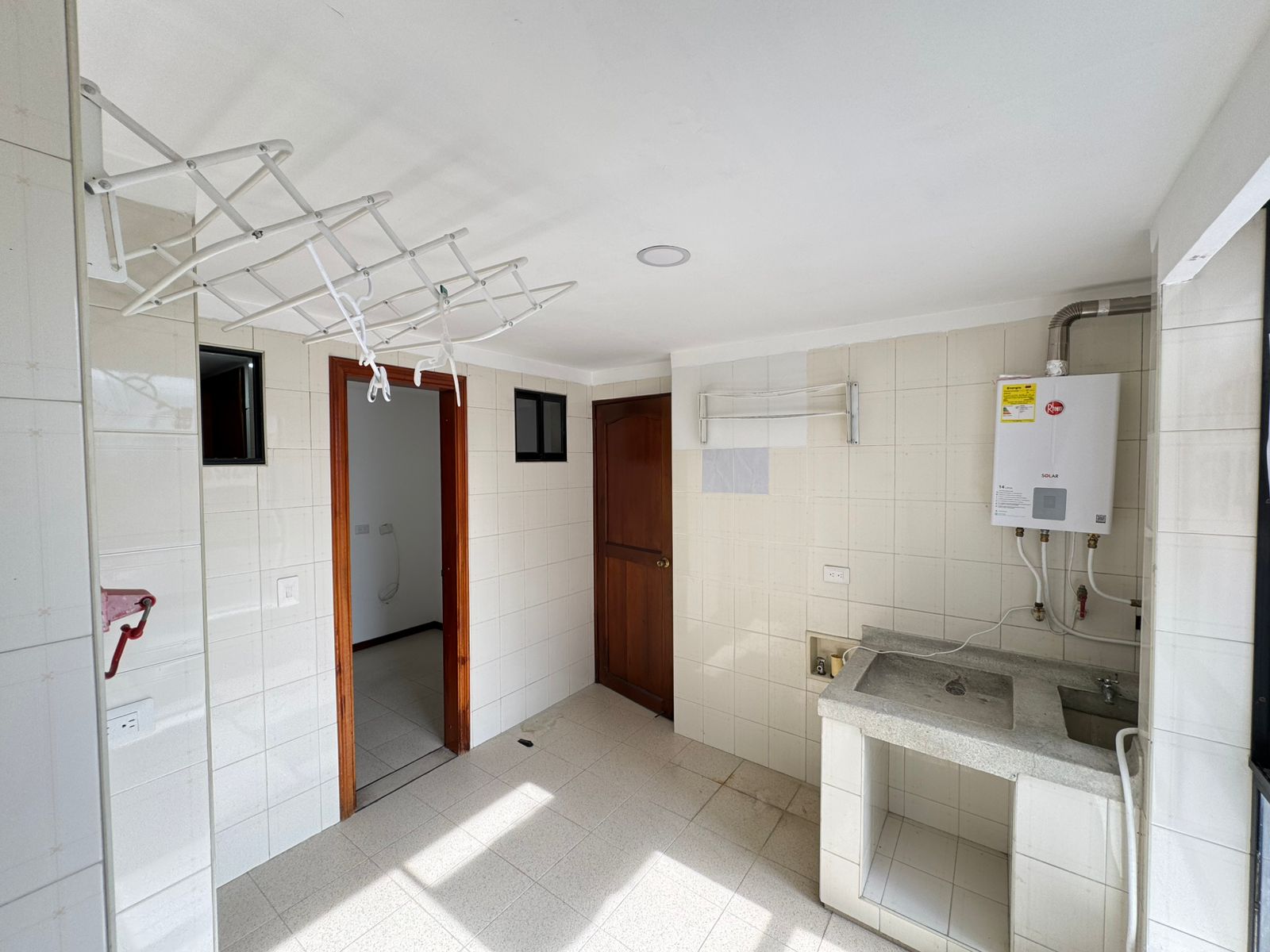 SE VENDE APARTAMENTO EN FUNDADORES  29..jpeg