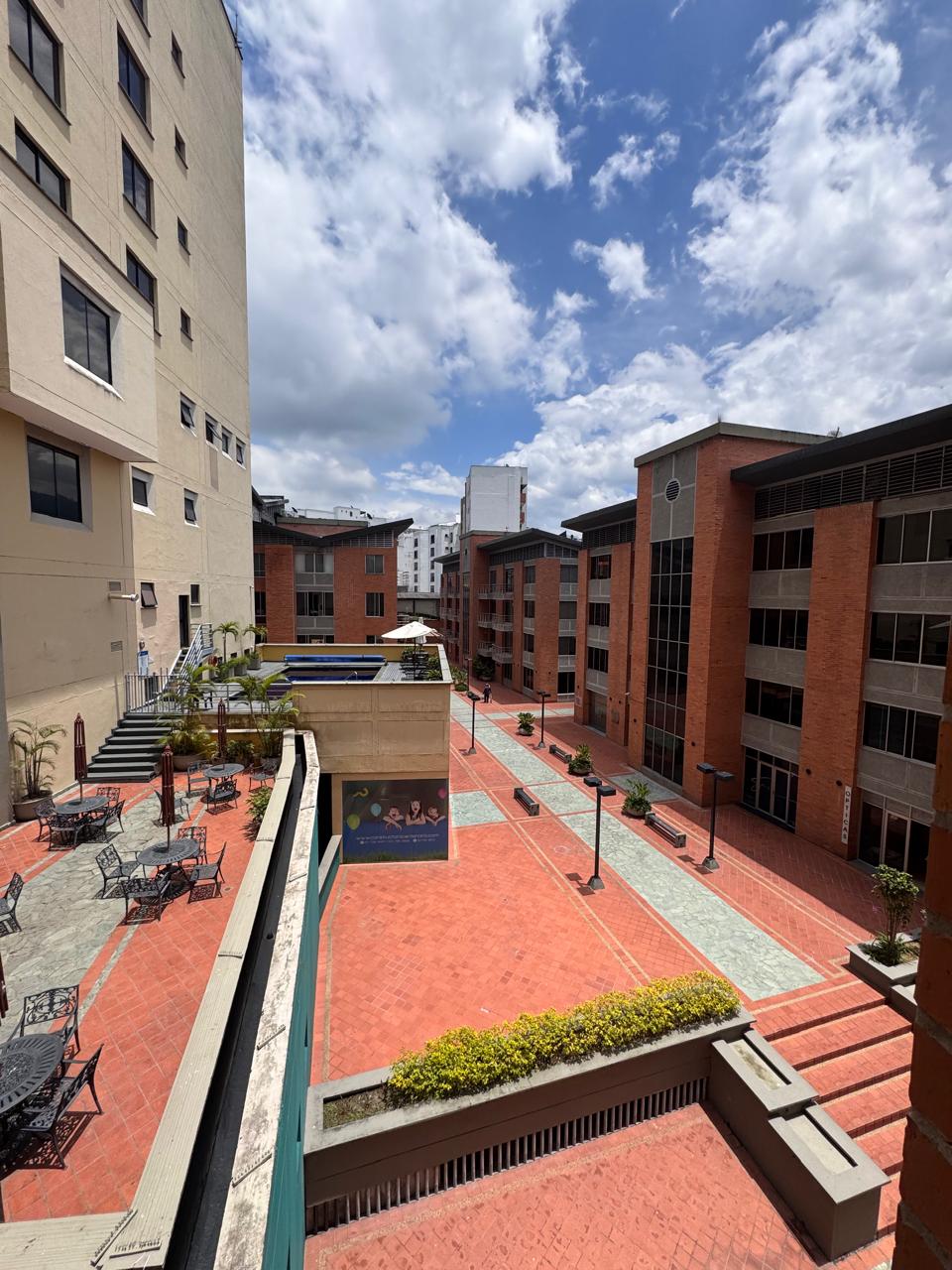 SE VENDE OFICINA  7..jpeg