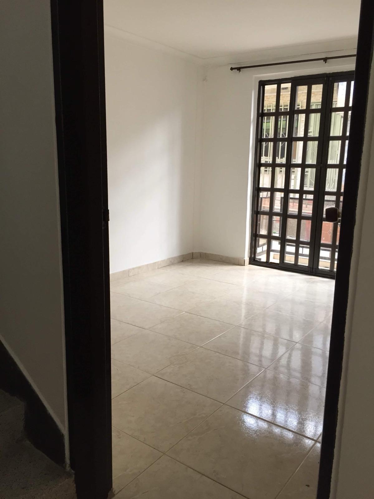 SE VENDE CASA EN EL 7 DE AGOSTO  8..jpeg