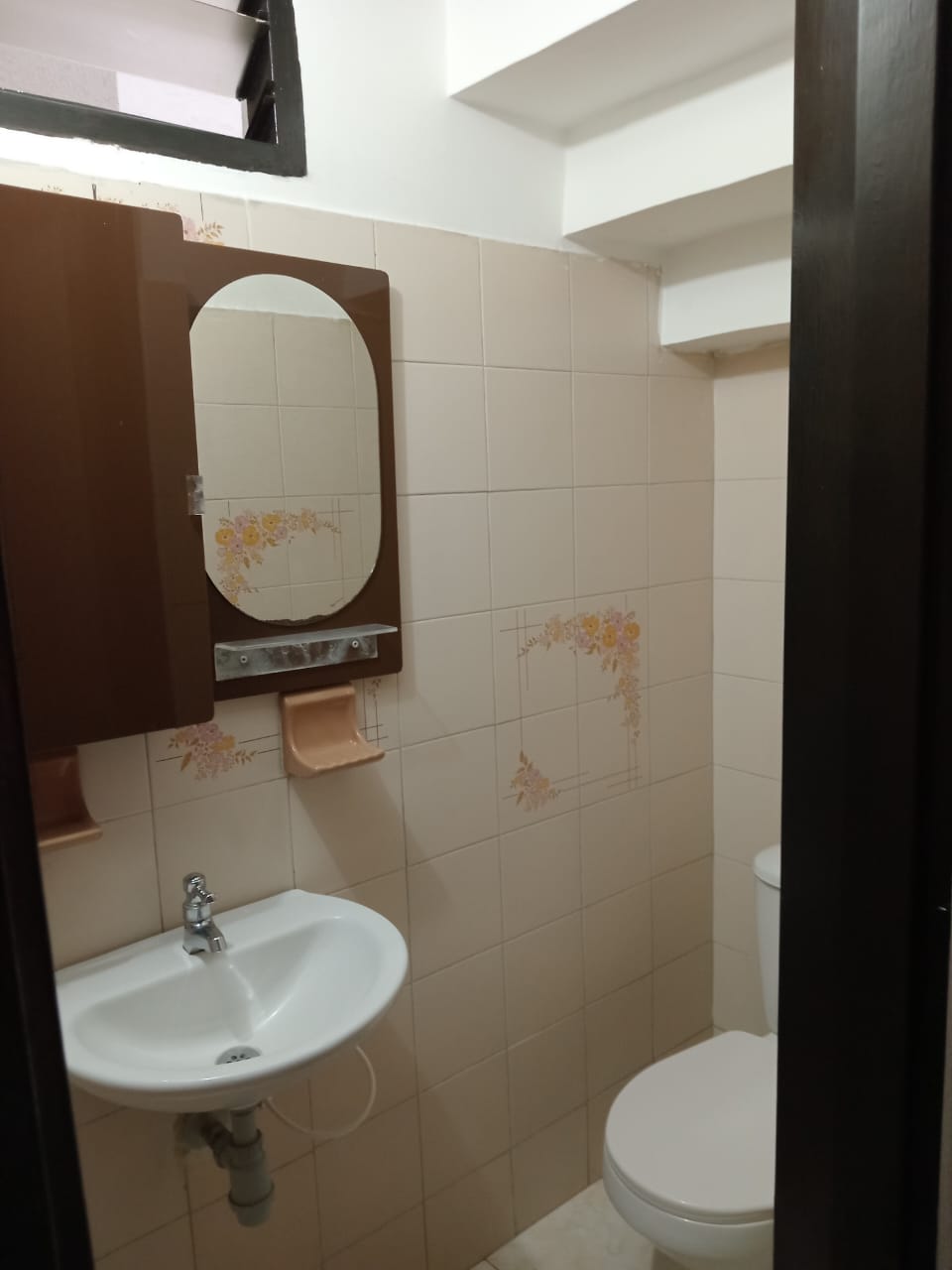 SE VENDE CASA EN EL 7 DE AGOSTO  7..jpeg