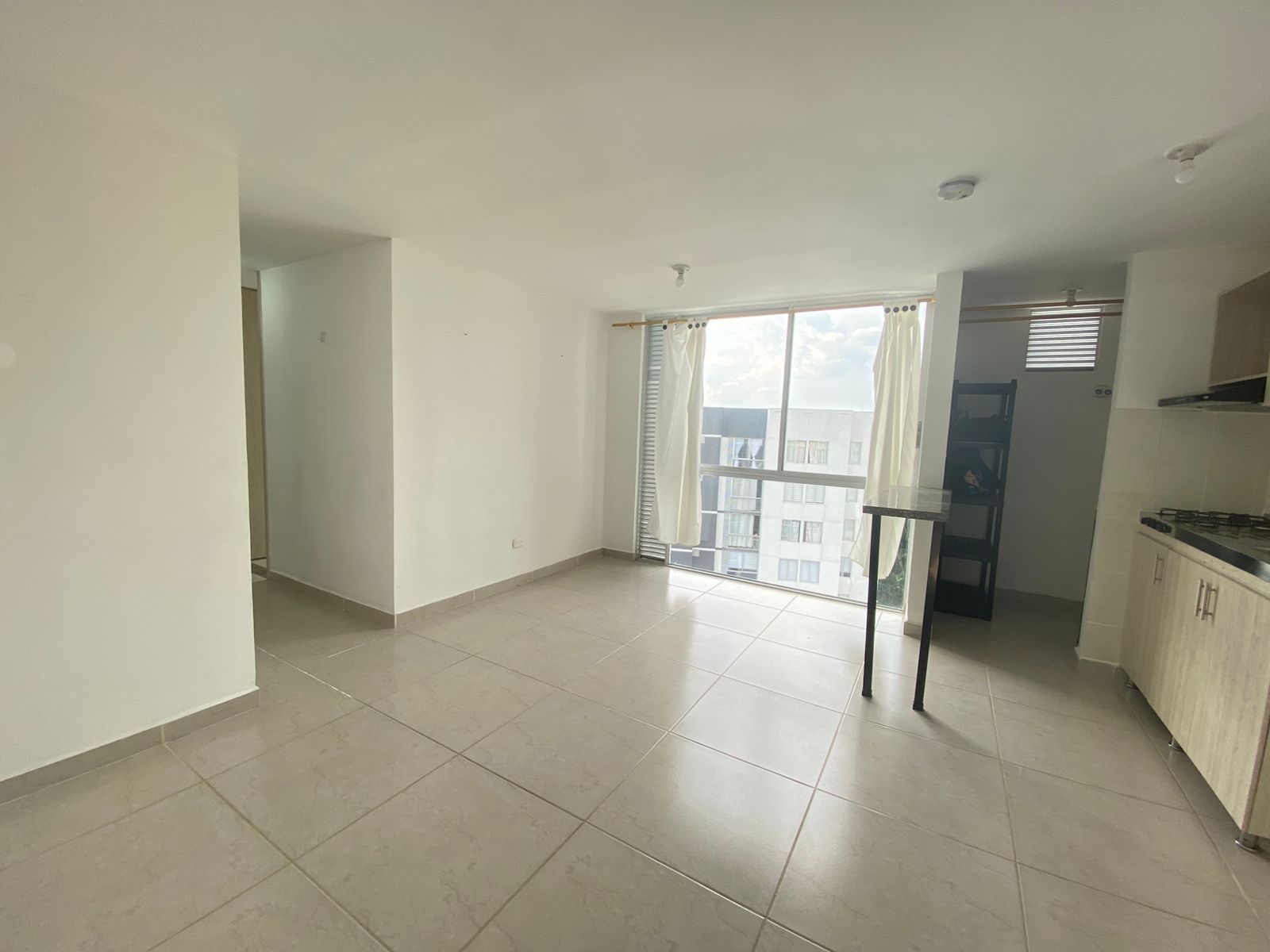 SE ARRIENDA APARTAMENTO EN BOSQUES DE PINARES  2..jpeg