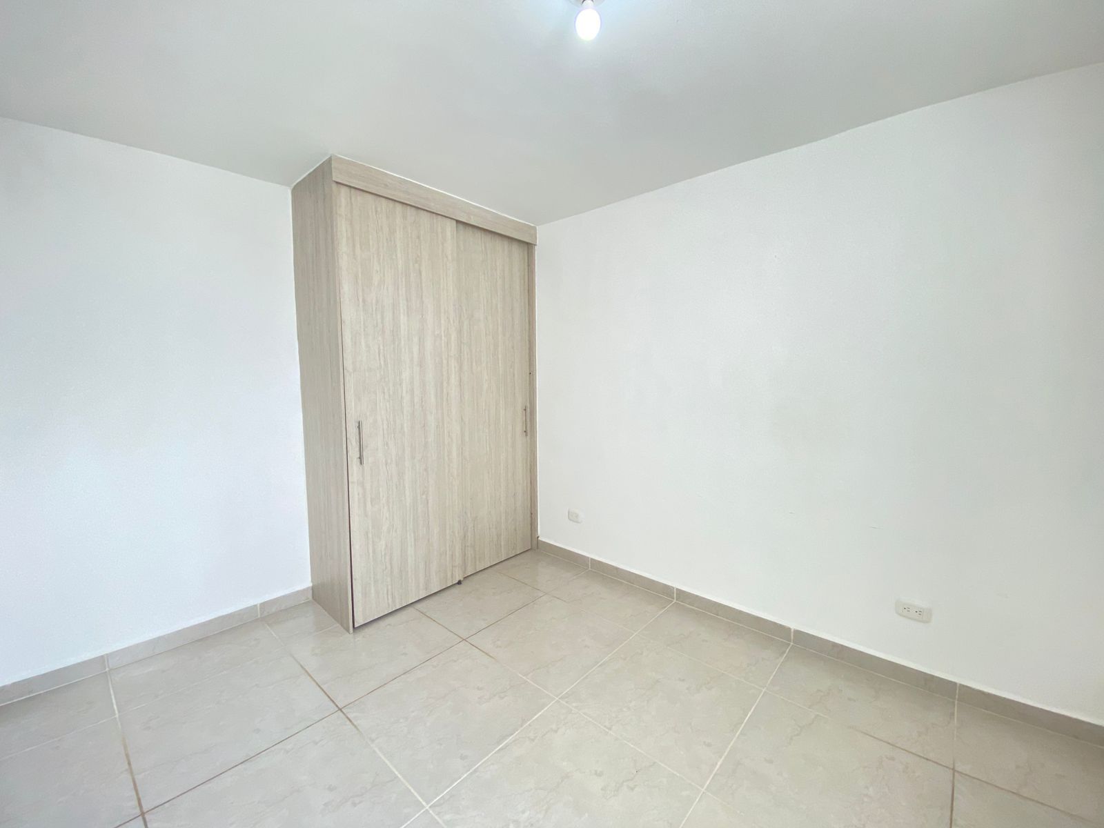 SE ARRIENDA APARTAMENTO EN BOSQUES DE PINARES  8..jpeg