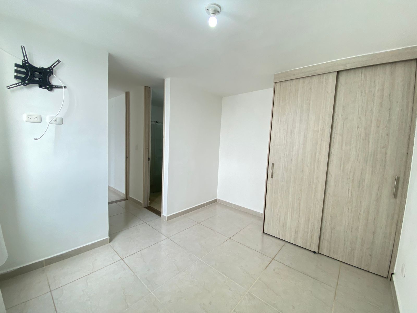 SE ARRIENDA APARTAMENTO EN BOSQUES DE PINARES  9..jpeg